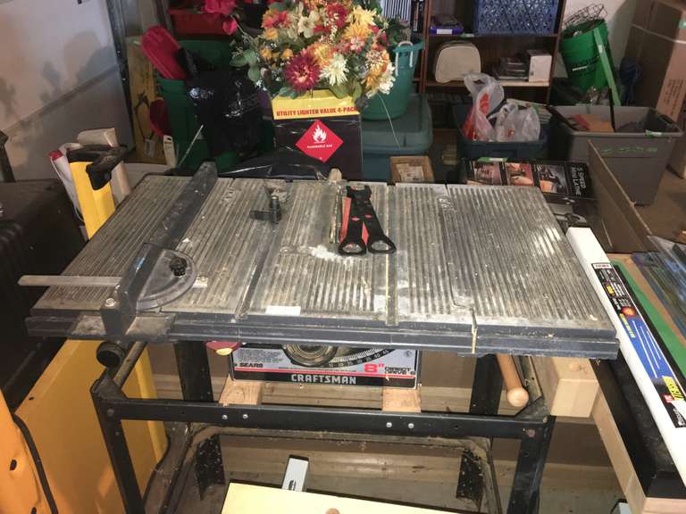Craftsman Table Saw 8" Direct Drive - Wolfe Auction & Realty, LLC
