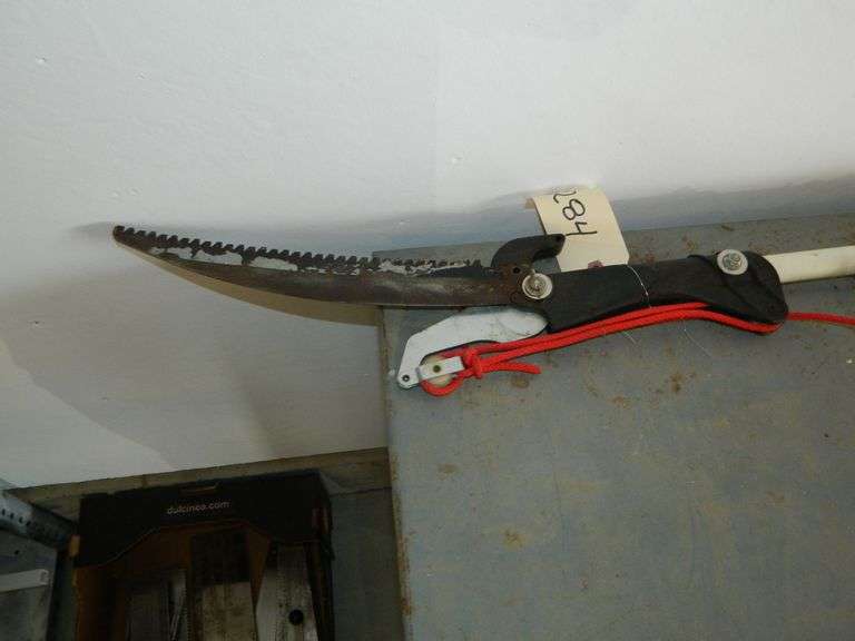 Wallace Hand Pole Saw Wolfe Auction & Realty, LLC