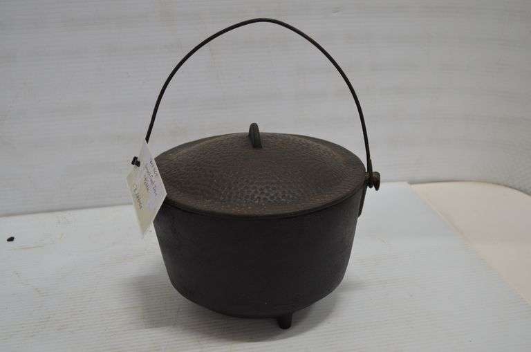 Small Cast Iron Kettle Yorkton Auction Centre