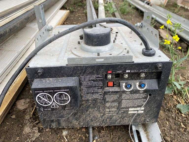 7x9 Garage Door With Opener Yorkton Auction Centre