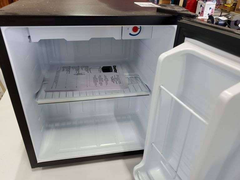 Mini Fridge Yorkton Auction Centre