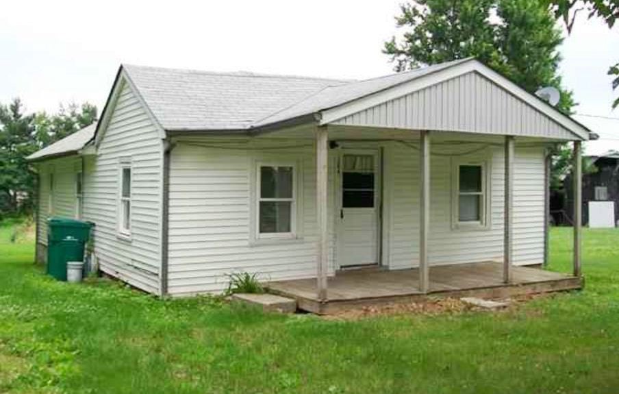 Friday, October 25th 500 PM RE/MAX Group Auctioneers Hardin