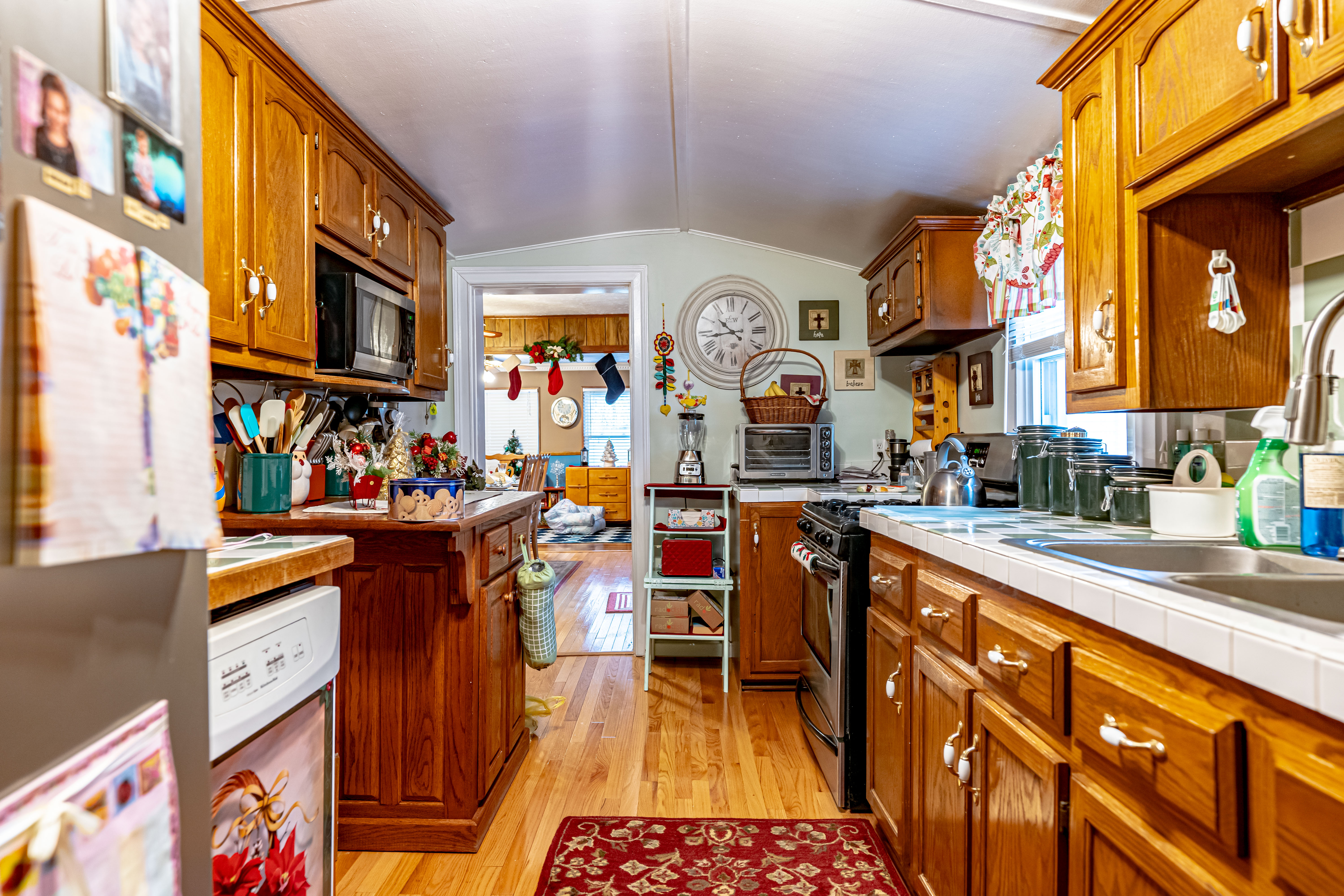 Auction 1047 Phelps Johnson Rd Saturday, July 25th 1000 am CDT