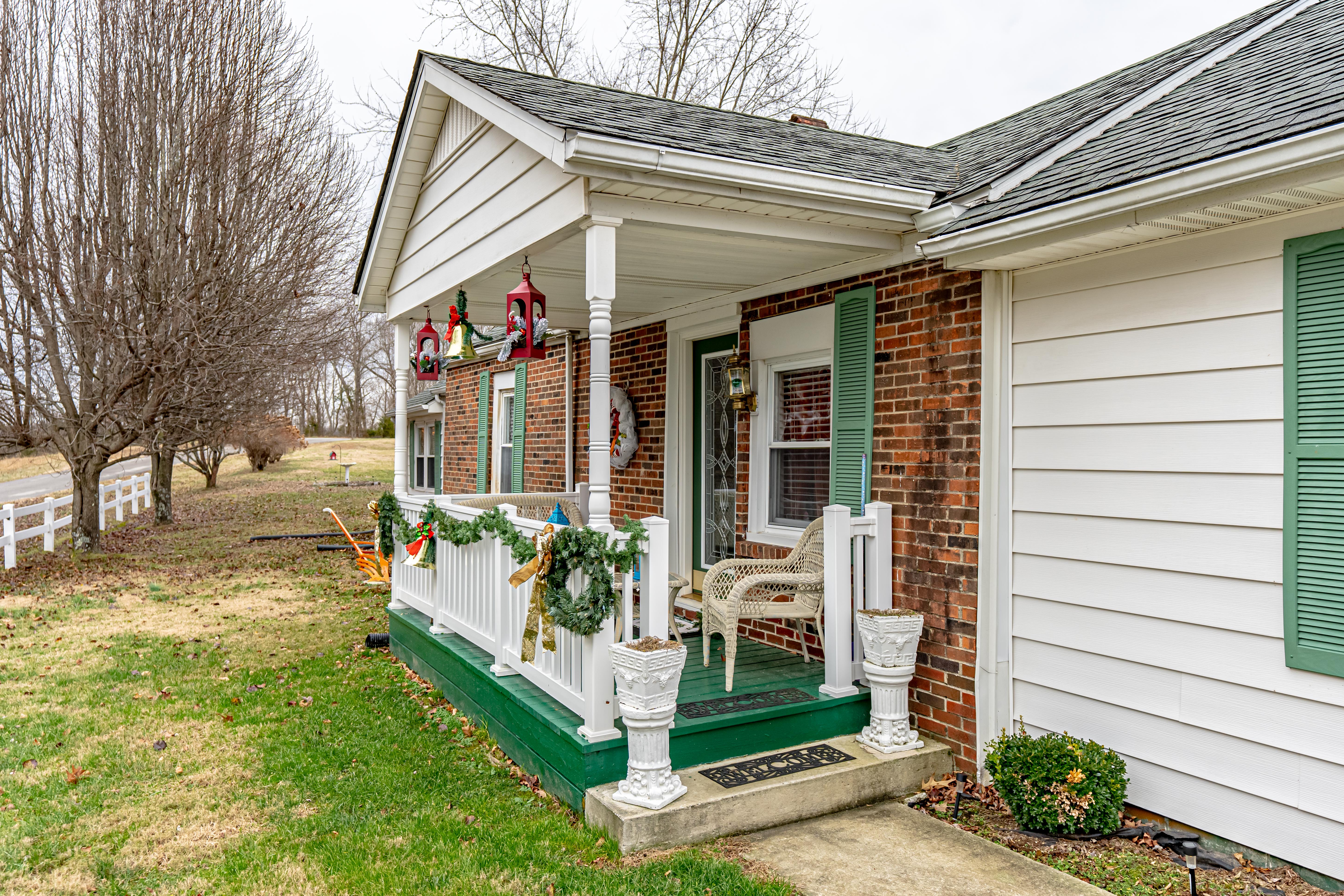 Auction 1047 Phelps Johnson Rd Saturday, July 25th 1000 am CDT