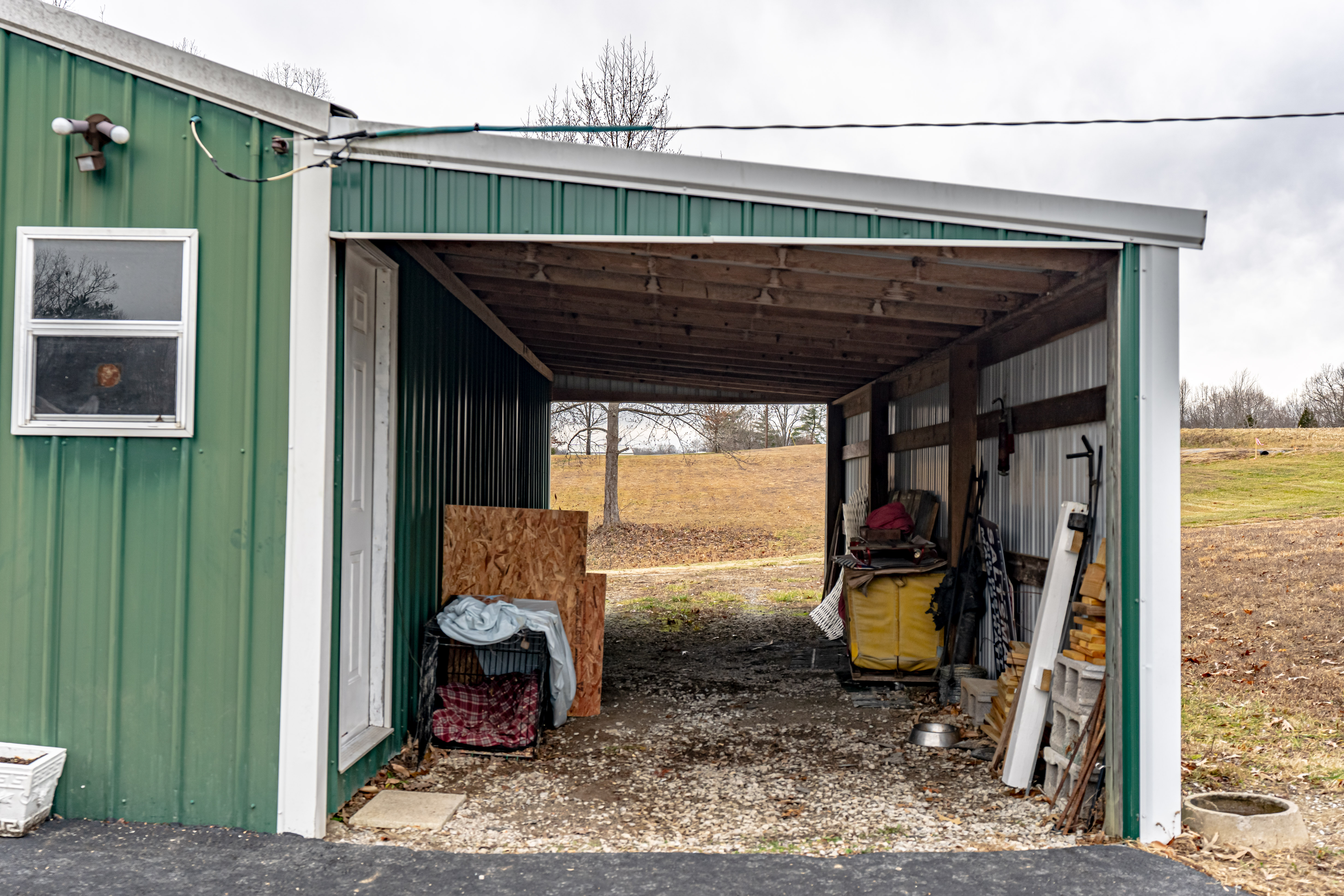 Auction 1047 Phelps Johnson Rd Saturday, July 25th 1000 am CDT