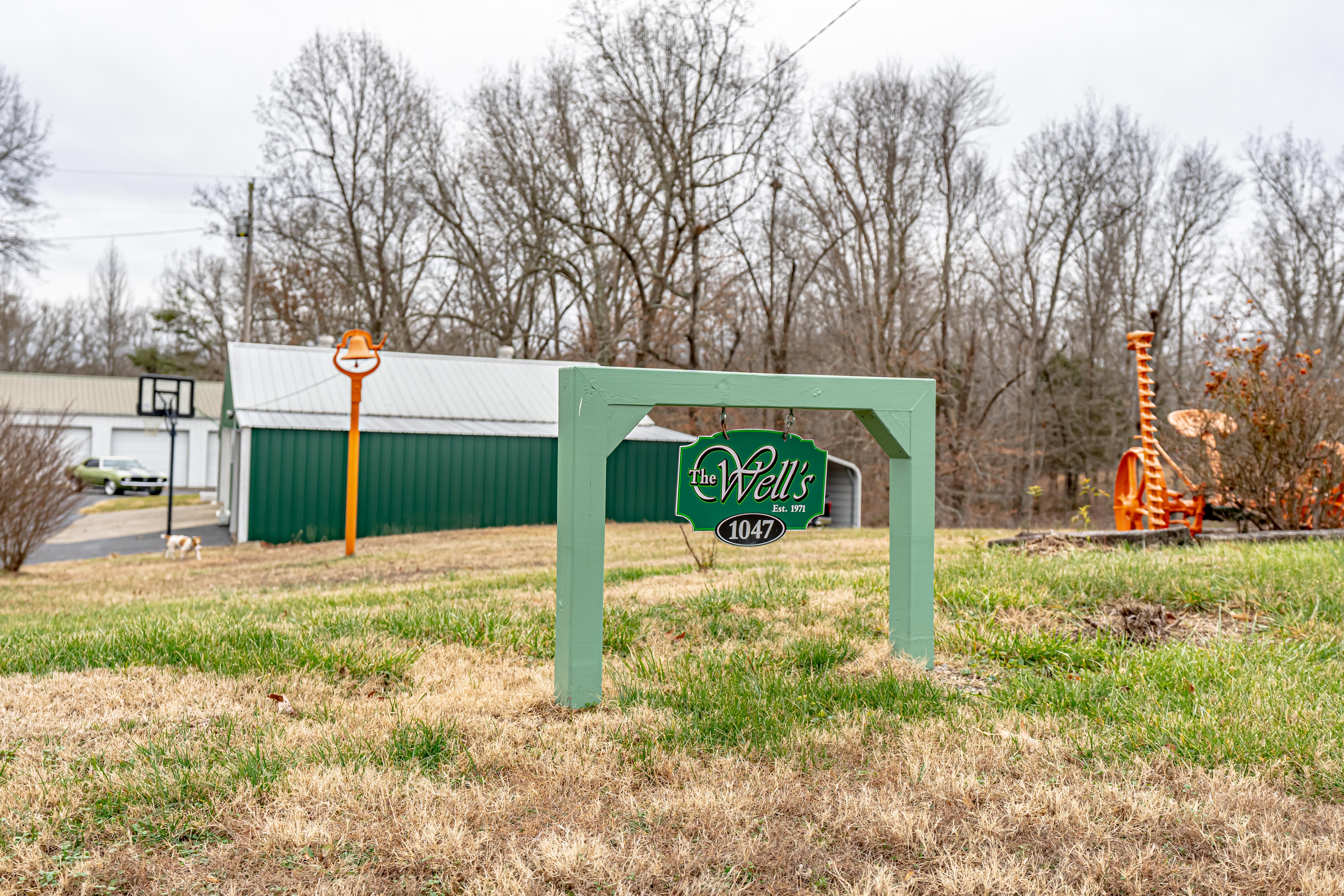 Auction 1047 Phelps Johnson Rd Saturday, July 25th 1000 am CDT