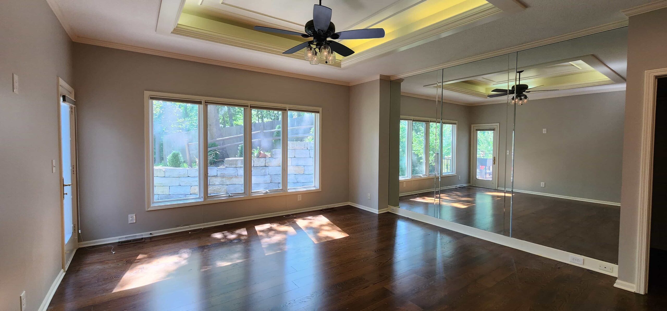 Online Auction Single Family Home, 8309 NW Forest Dr, Weatherby Lake