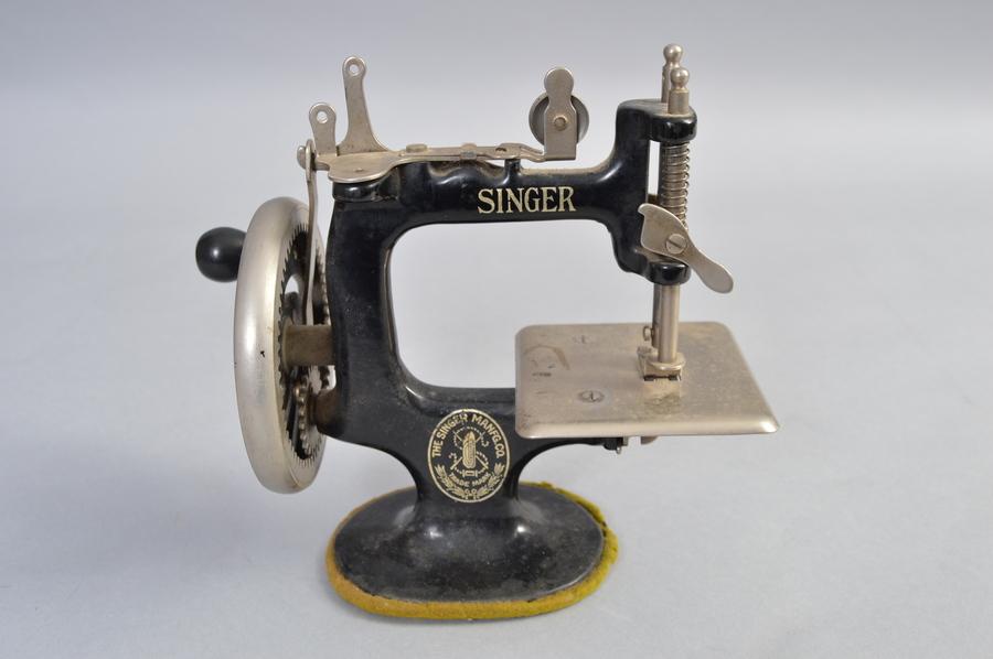 Baldini Auction Auction Antique Furniture, Valued Collectible Books