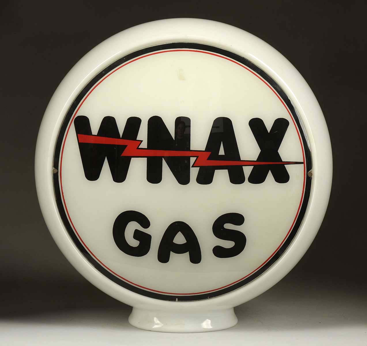 Lot Detail WNAX GAS 131/2" GLOBE LENSES.