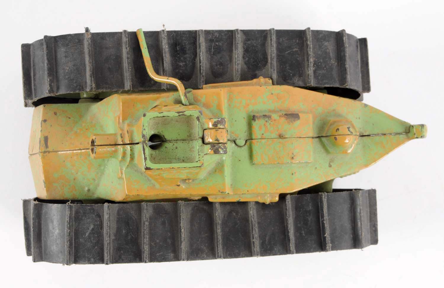 Lot Detail ARCADE CAST IRON TANK.