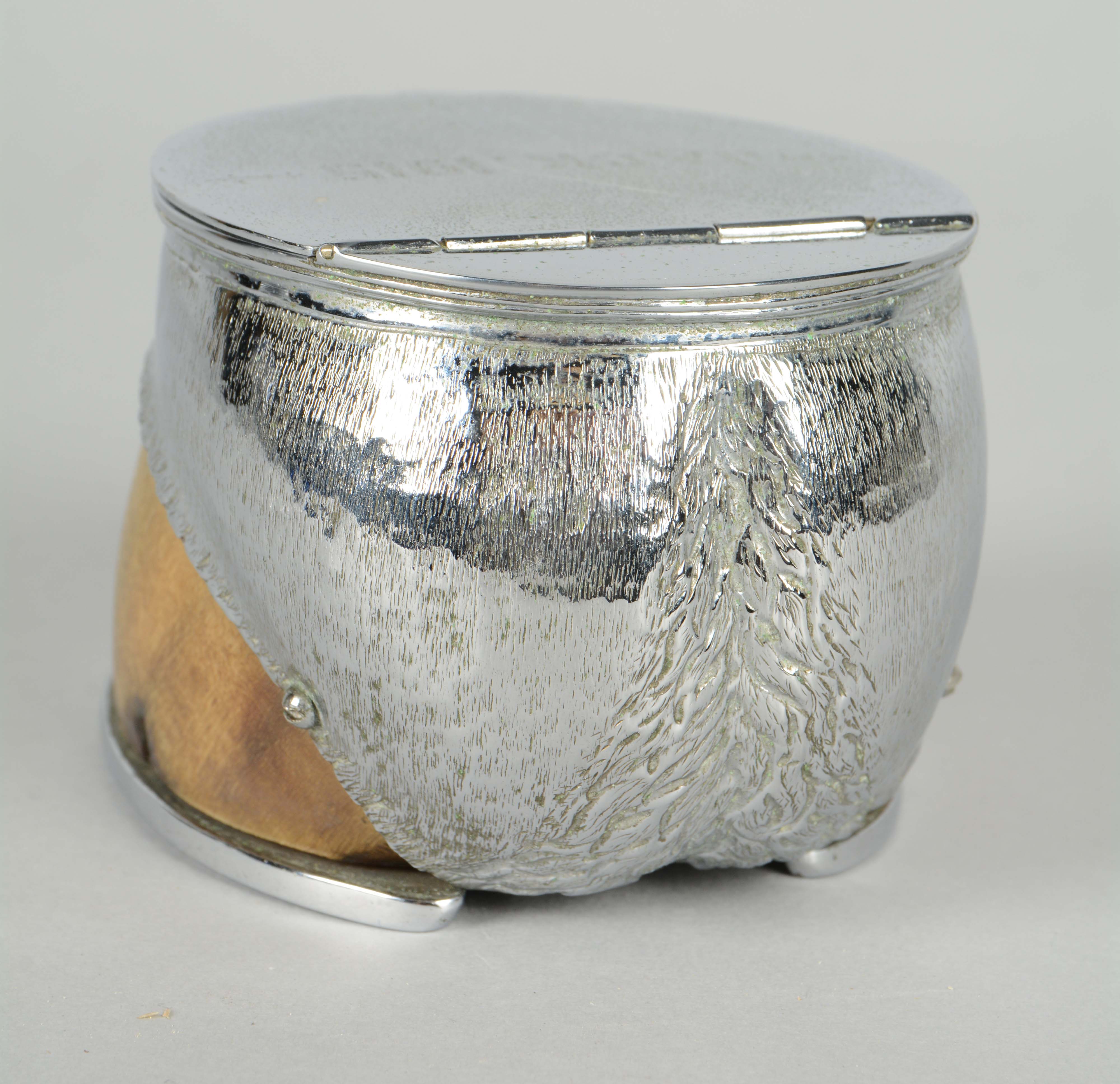 Lot Detail HORSE HOOF MATCH HOLDER.