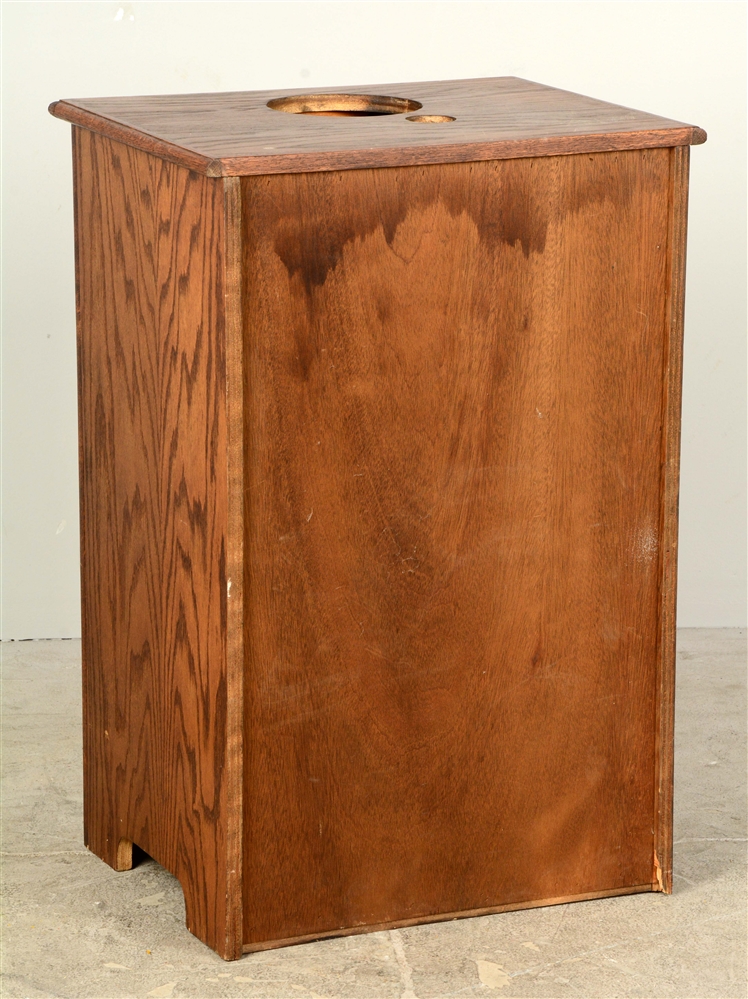 Lot Detail OAK SLOT MACHINE STAND.