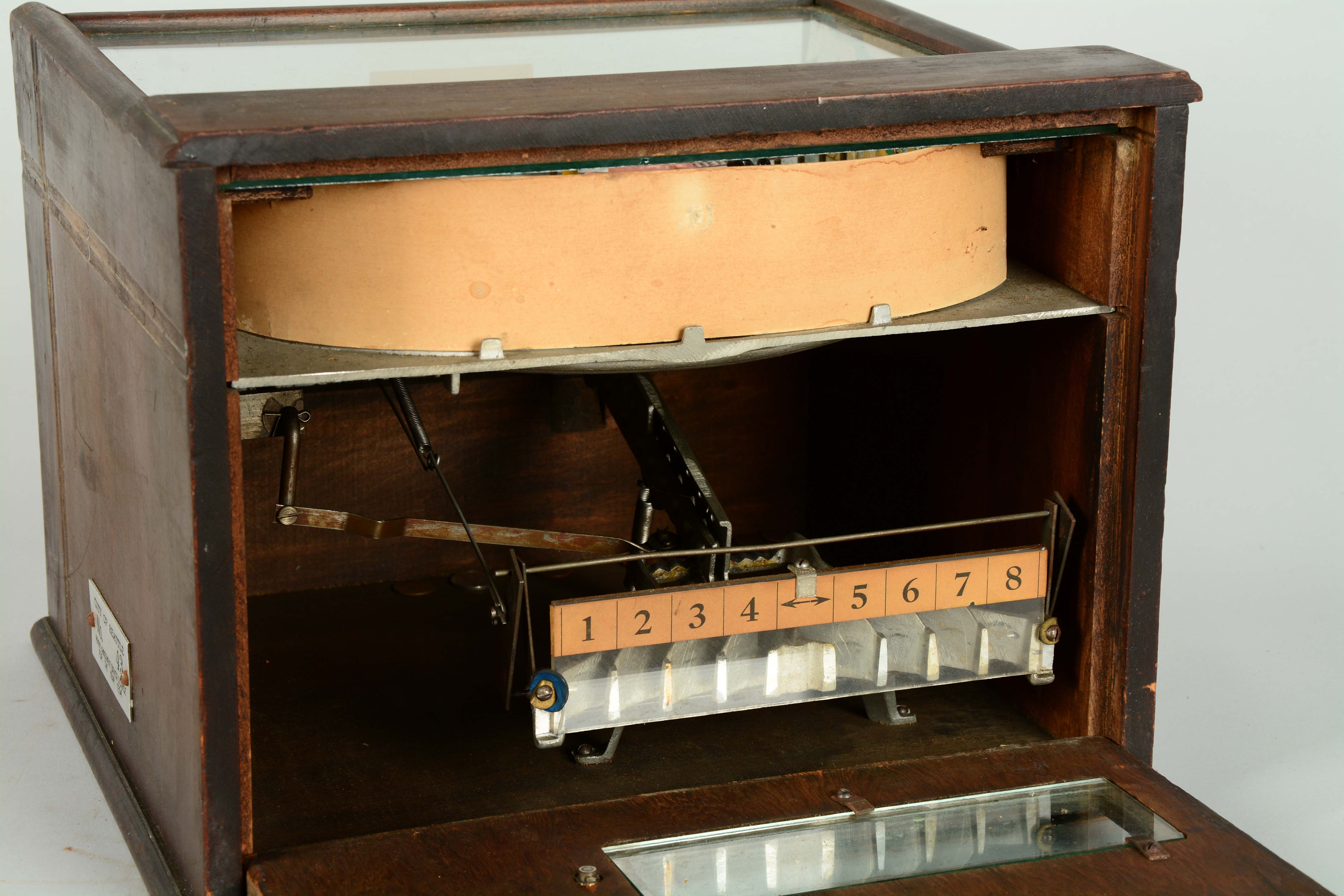 Lot Detail **1¢ ROCKOLA THE OFFICIAL SWEEPSTAKES HORSE RACE MACHINE.