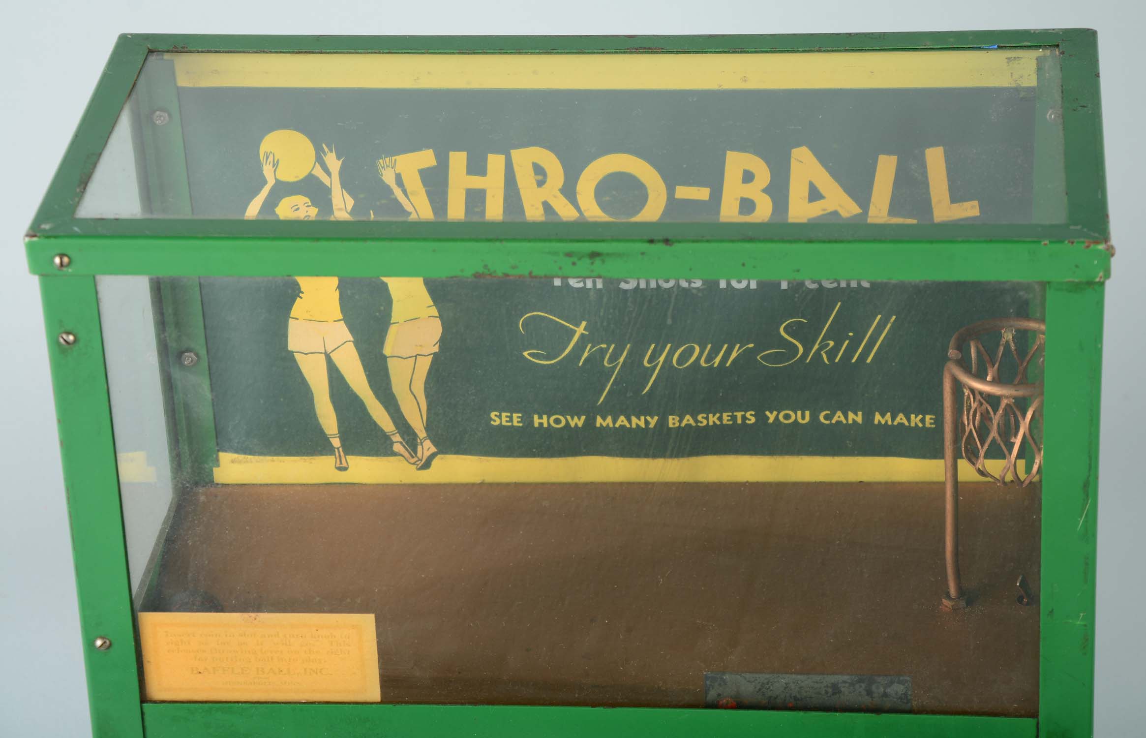 Lot Detail 1¢ BAFFLE BALL INC. THROBALL ARCADE GAME.