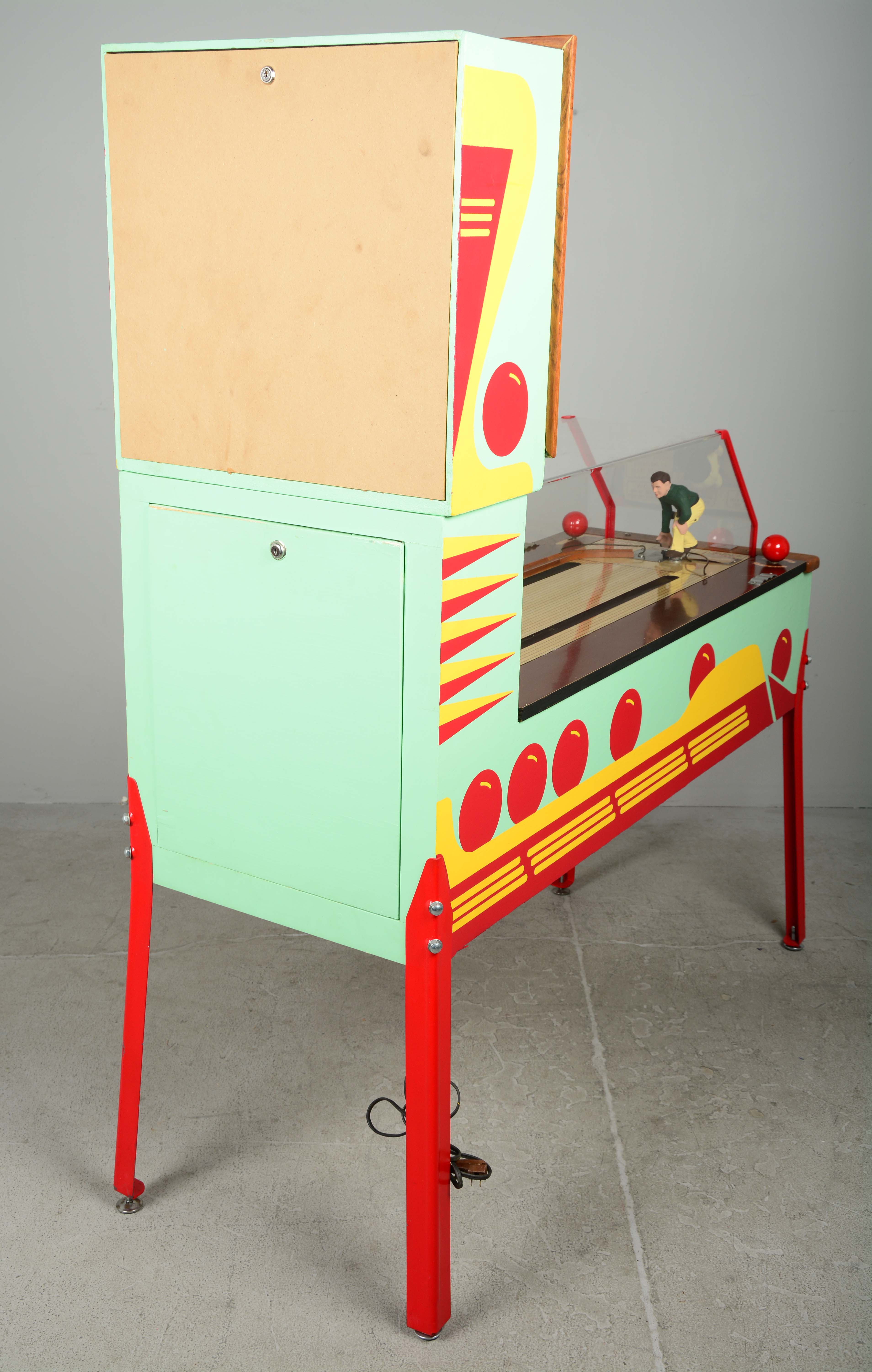 Lot Detail 5¢ WILLIAMS TEN PINS BOWLING ARCADE MACHINE.