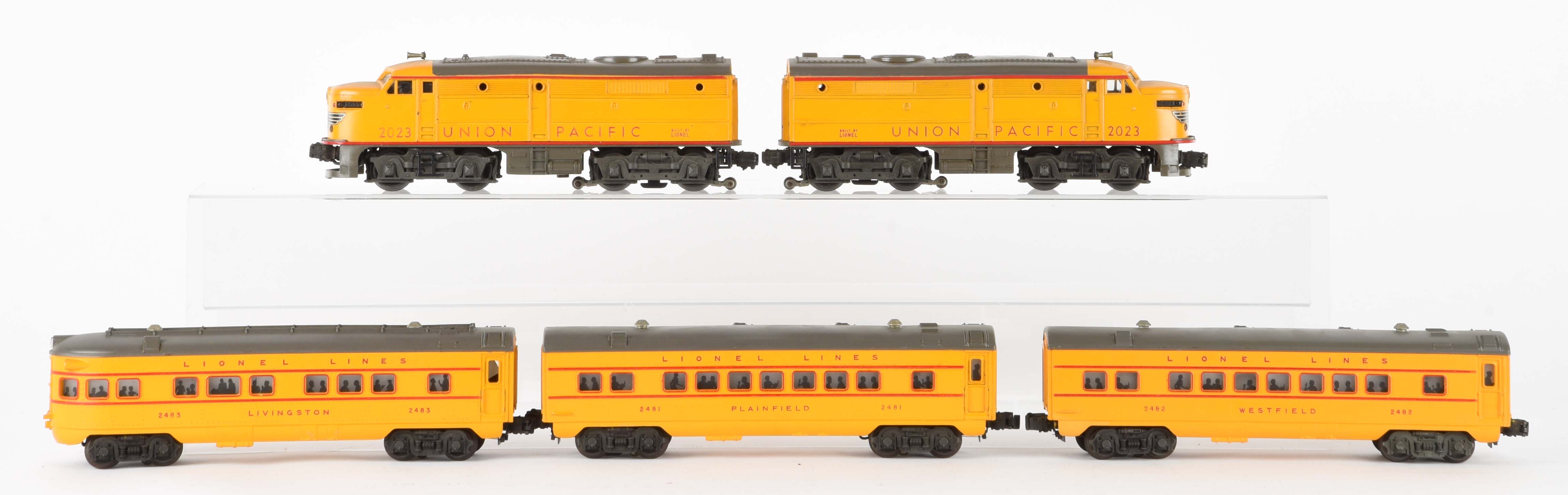 Lot Detail - LOT OF 5: LIONEL UNION PACIFIC ANNIVERSARY SET.