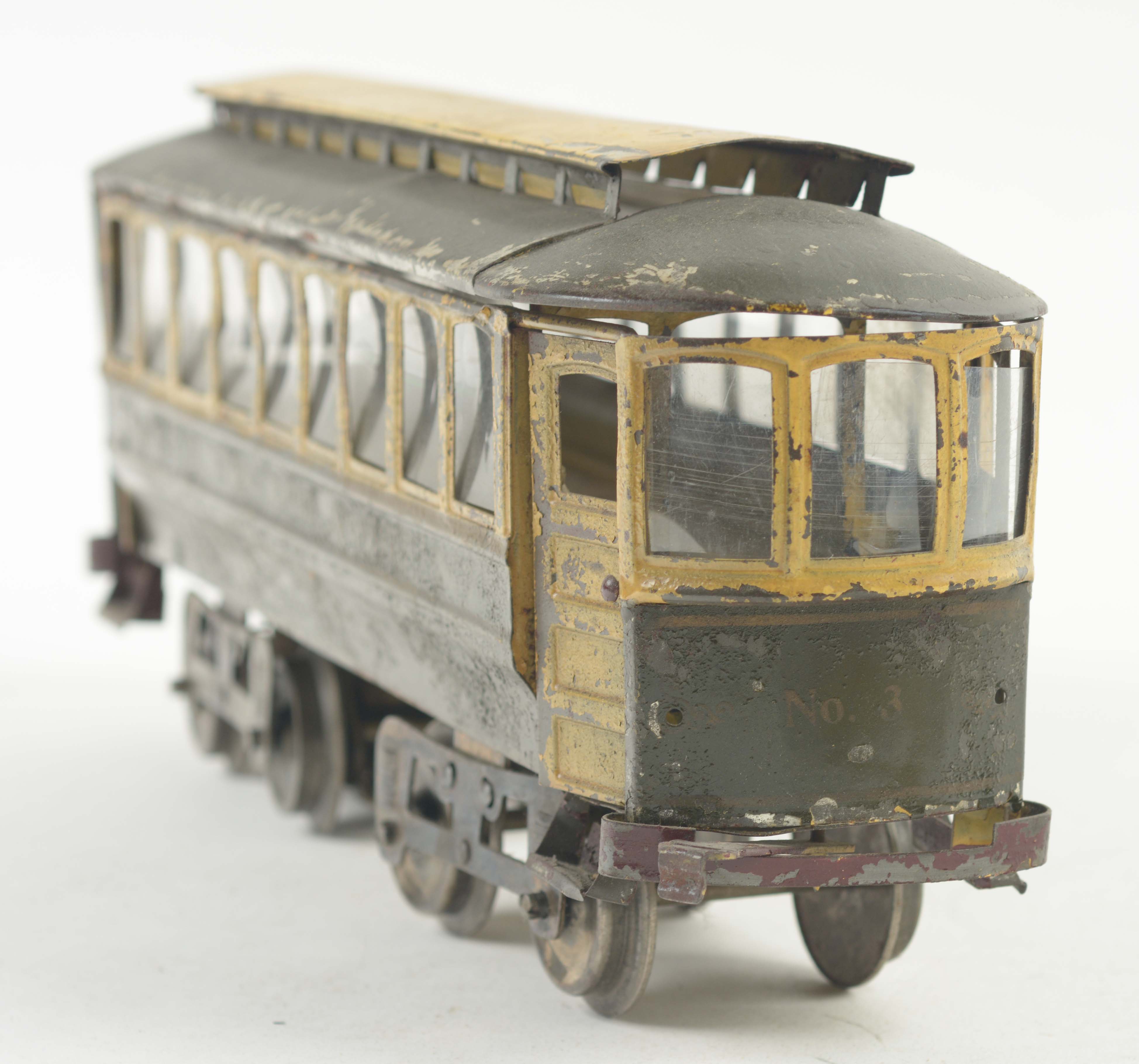 Lot Detail - LIONEL NO. 3 ELECTRIC RAPID TRANSIT TROLLEY.