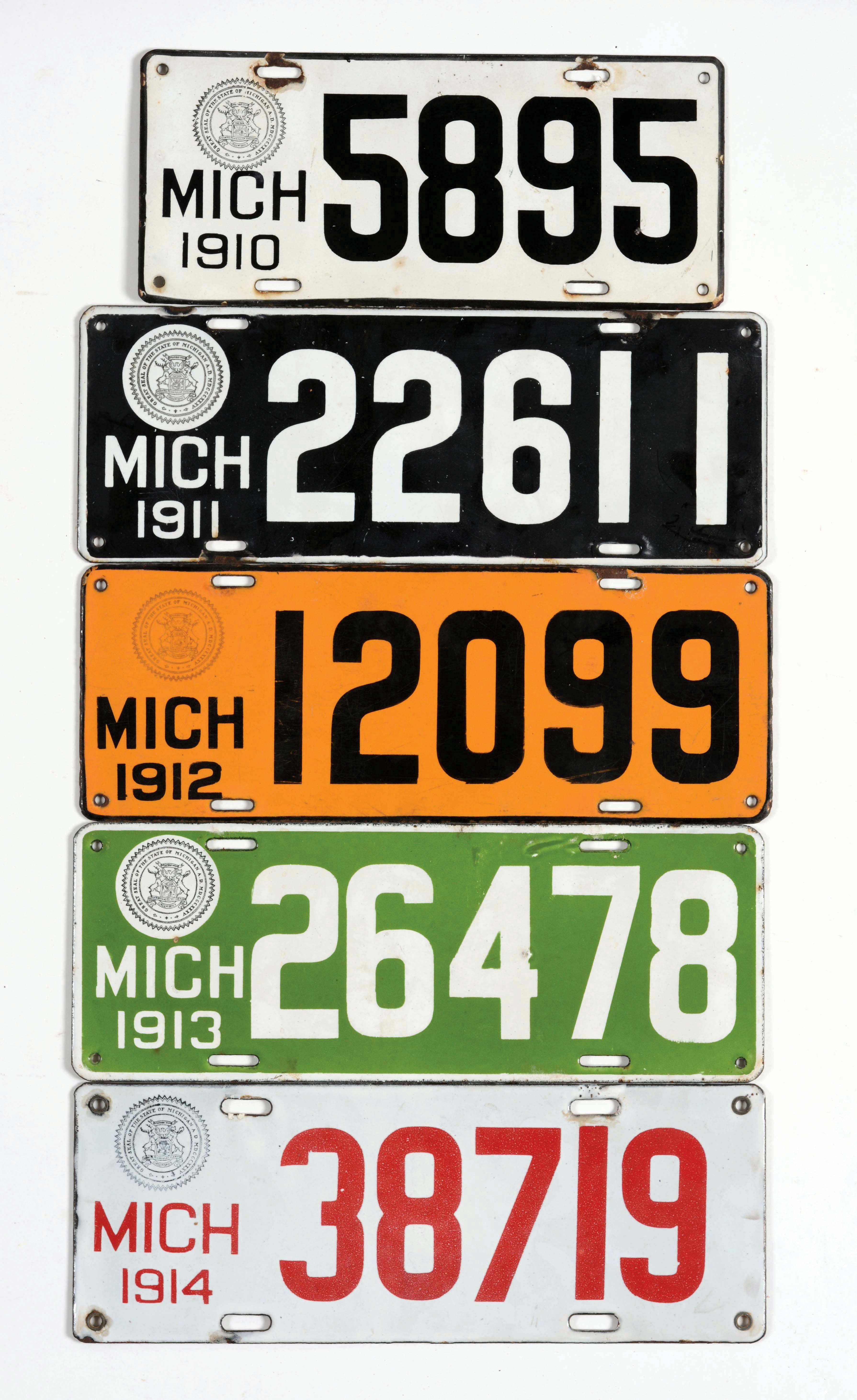 Lot Detail LOT OF 5 MICHIGAN PORCELAIN LICENSE PLATES.