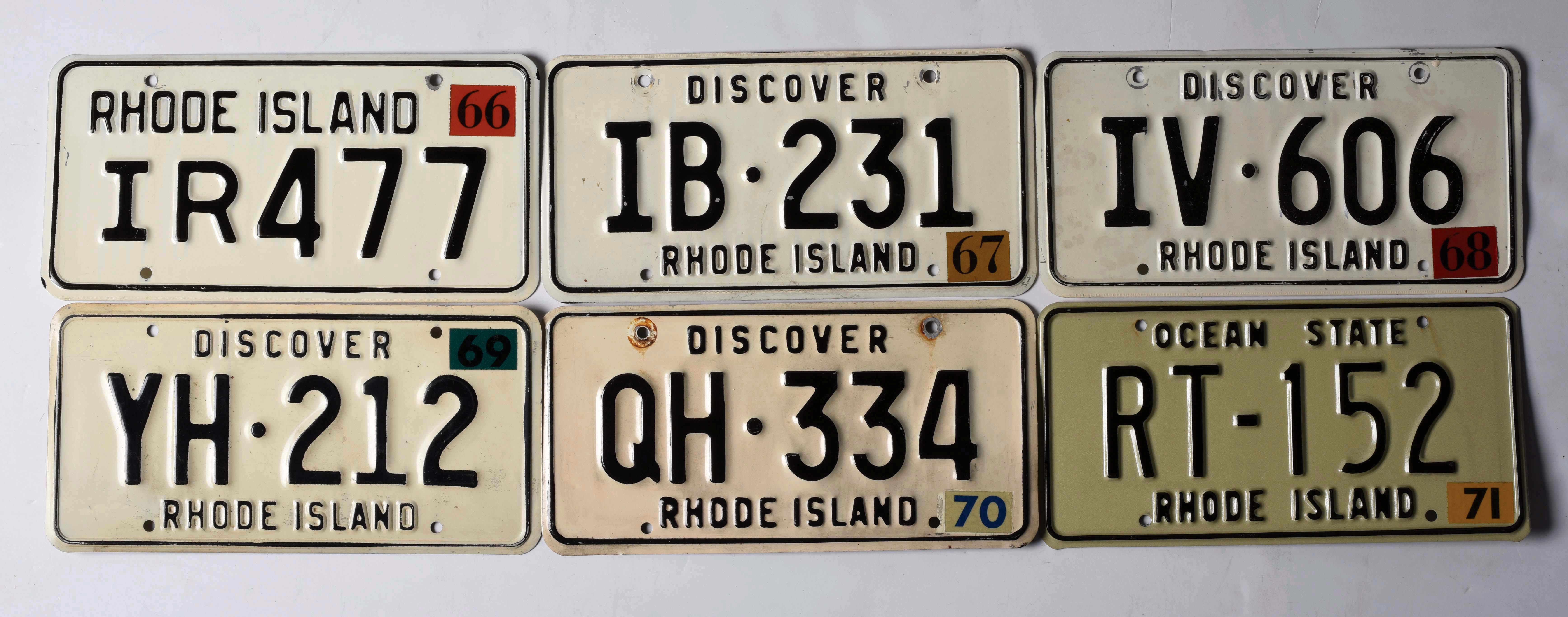 Lot Detail LARGE LOT OF RHODE ISLAND LICENSE PLATES.