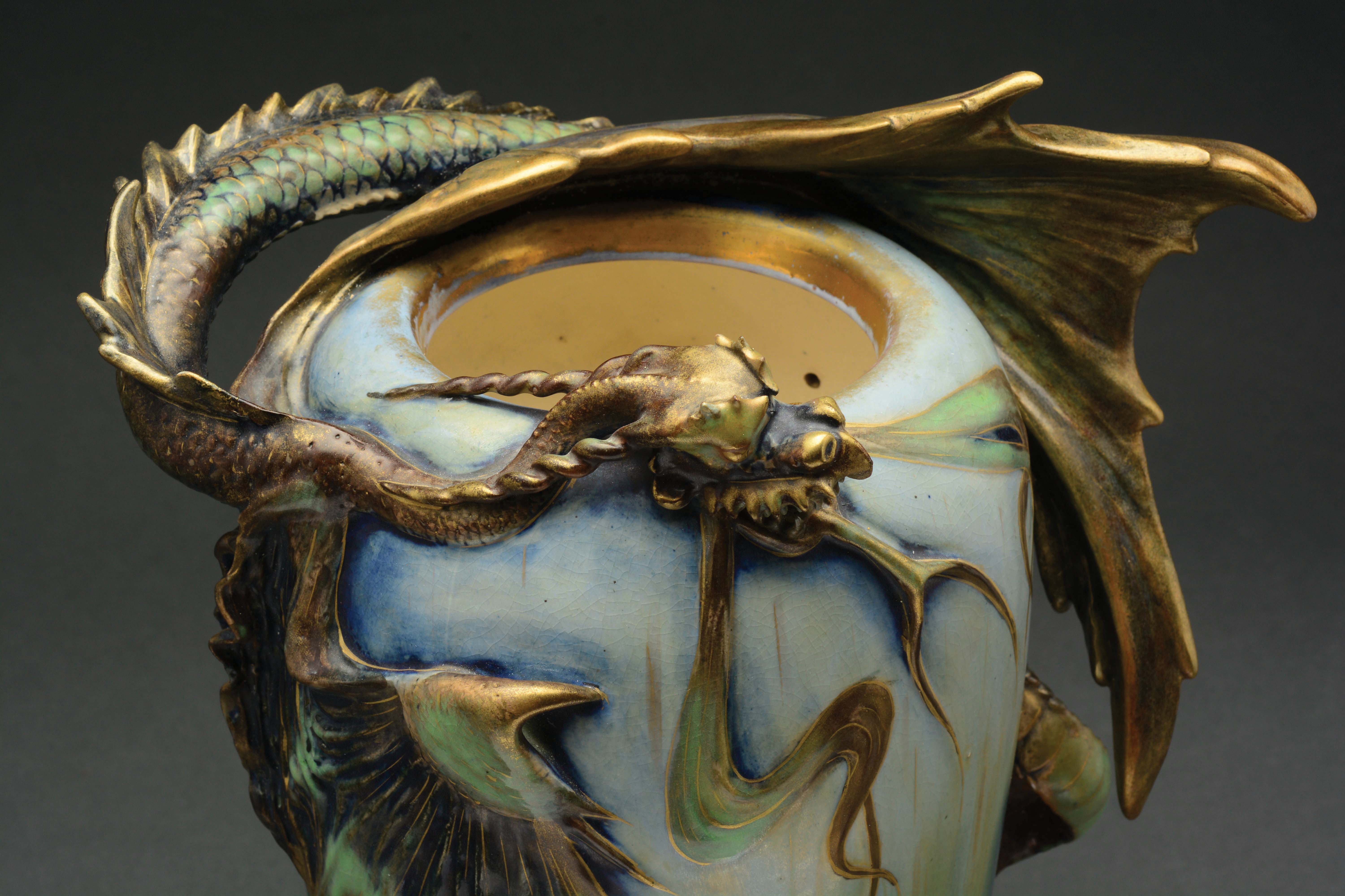 Lot Detail AMPHORA DRAGON VASE.