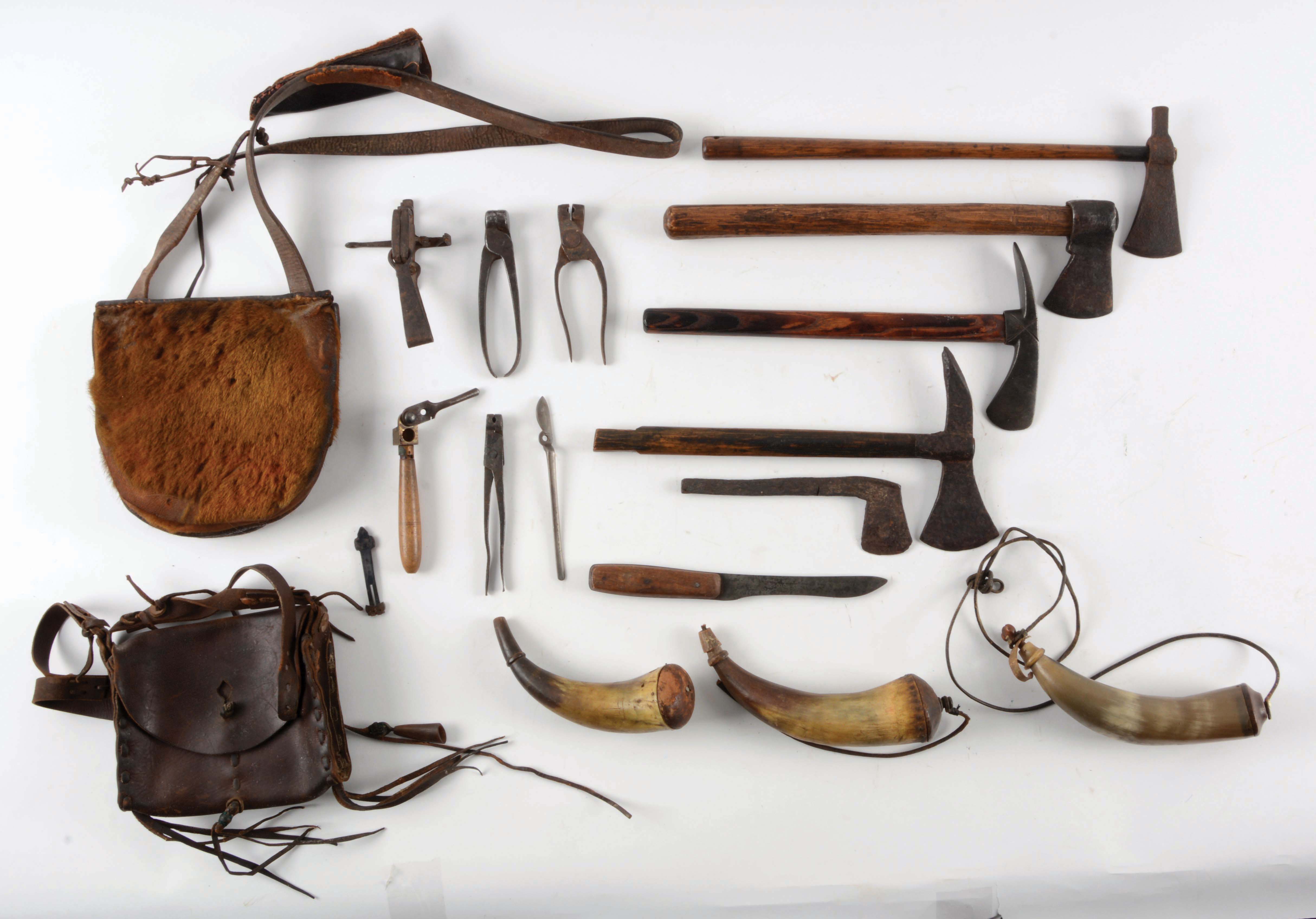 Lot of Powder Horns auctions & price archive