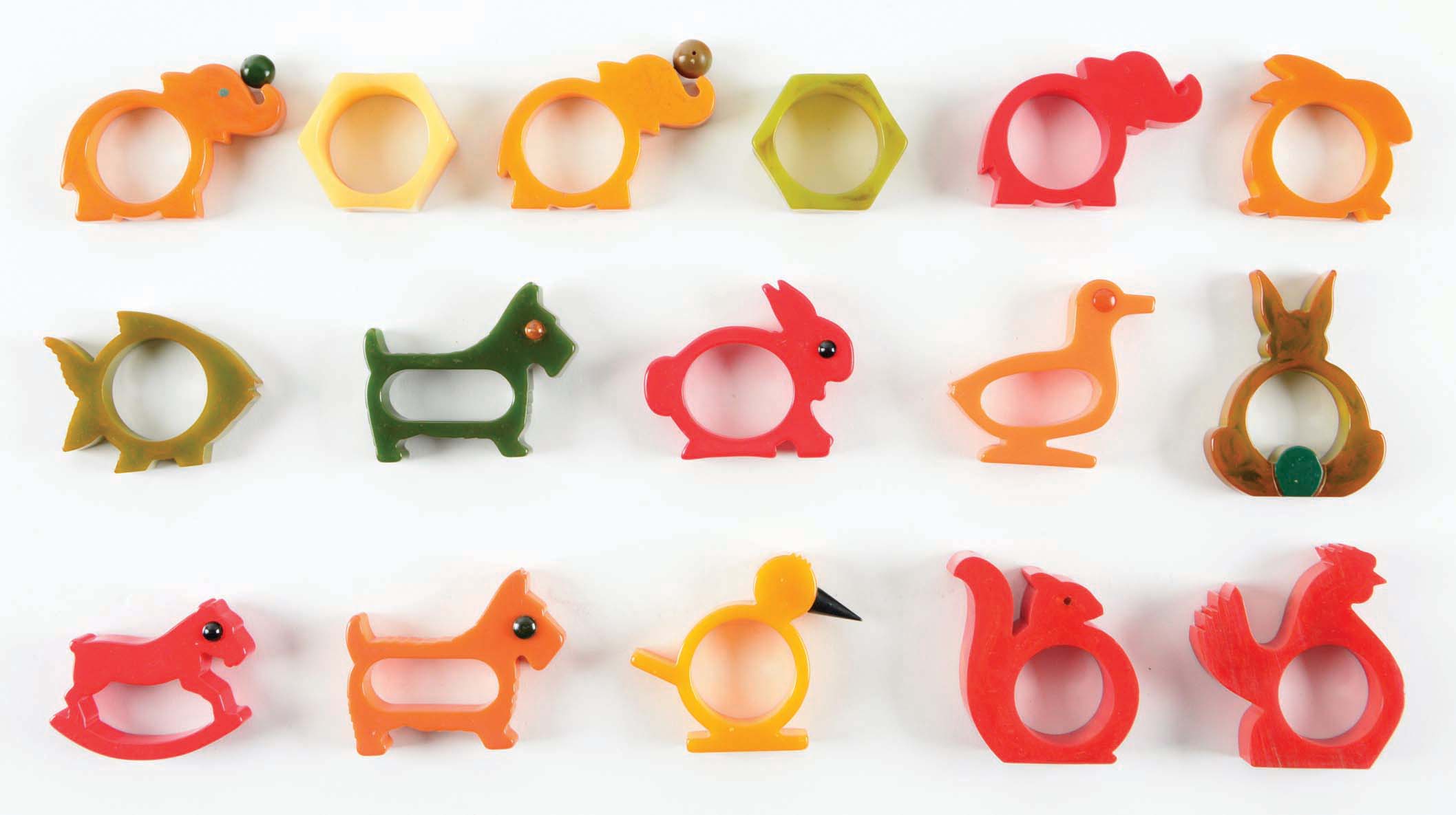 Lot Detail LOT OF 16 BAKELITE ANIMAL NAPKIN RINGS.
