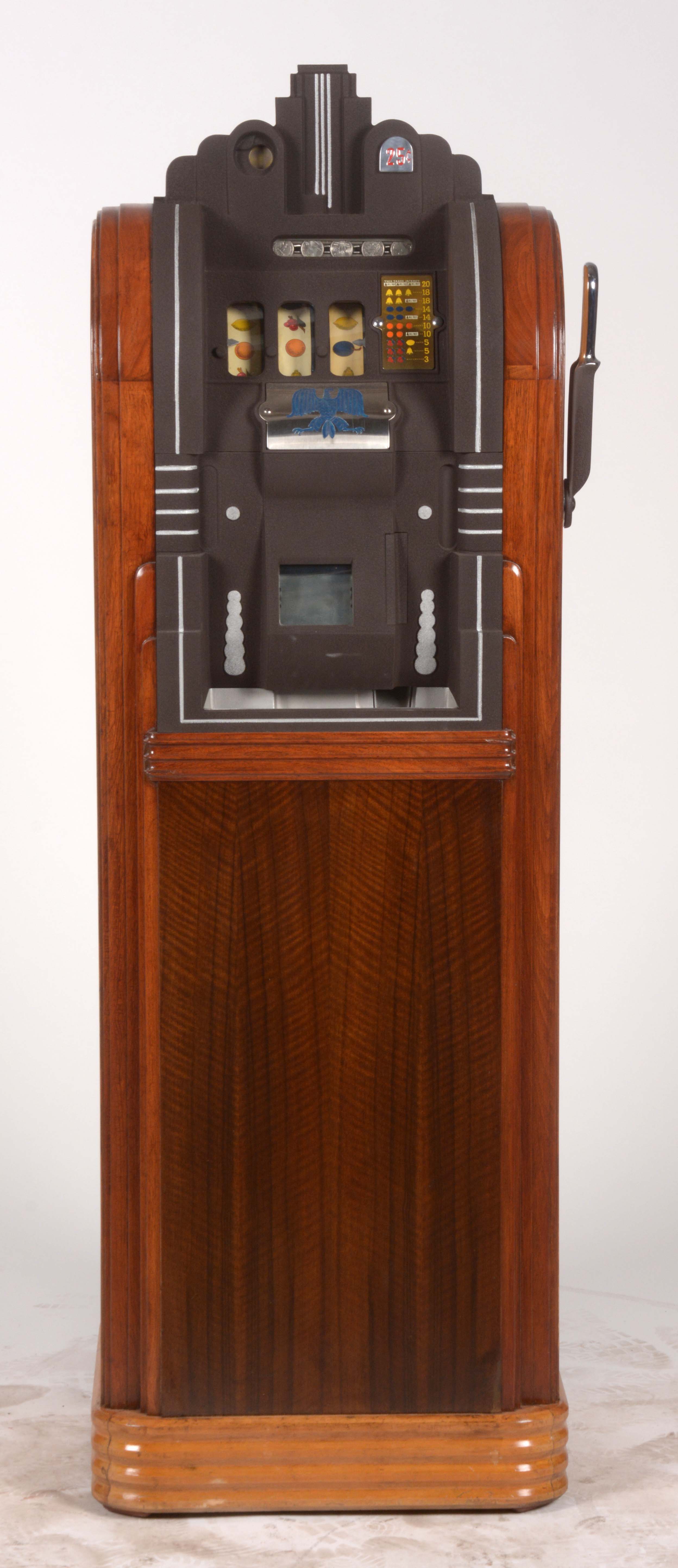 Lot Detail 25¢ MILLS EXTRAORDINARY CONSOLE SLOT MACHINE.