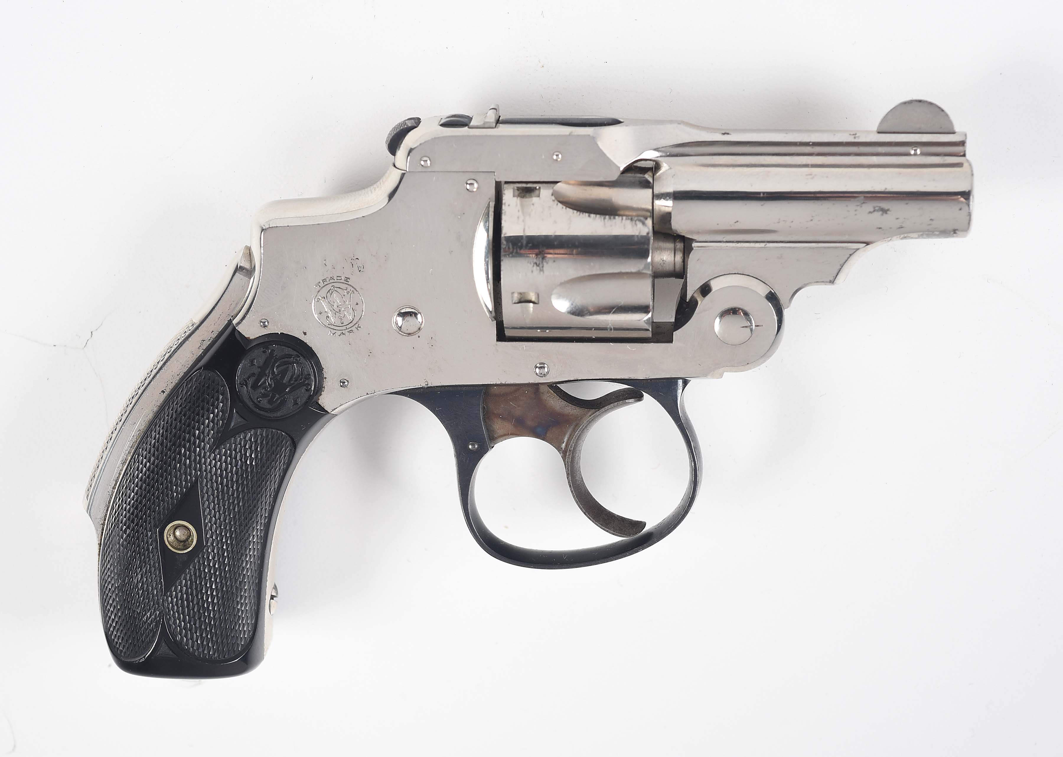 Lot Detail (C) SMITH & WESSON LEMON SQUEEZER .32 S&W REVOLVER