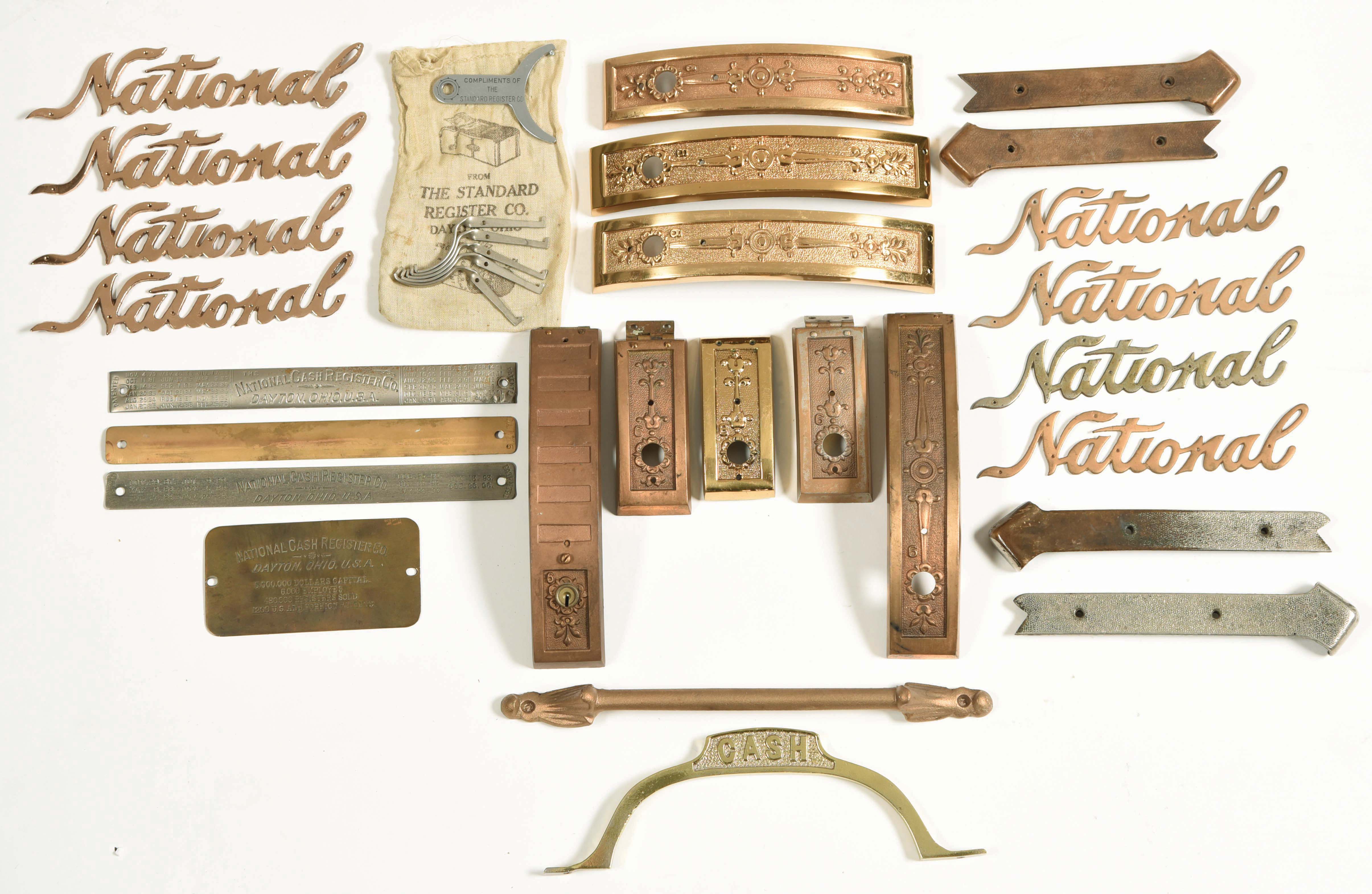 Lot Detail - LARGE LOT OF NATIONAL CASH REGISTER PARTS.