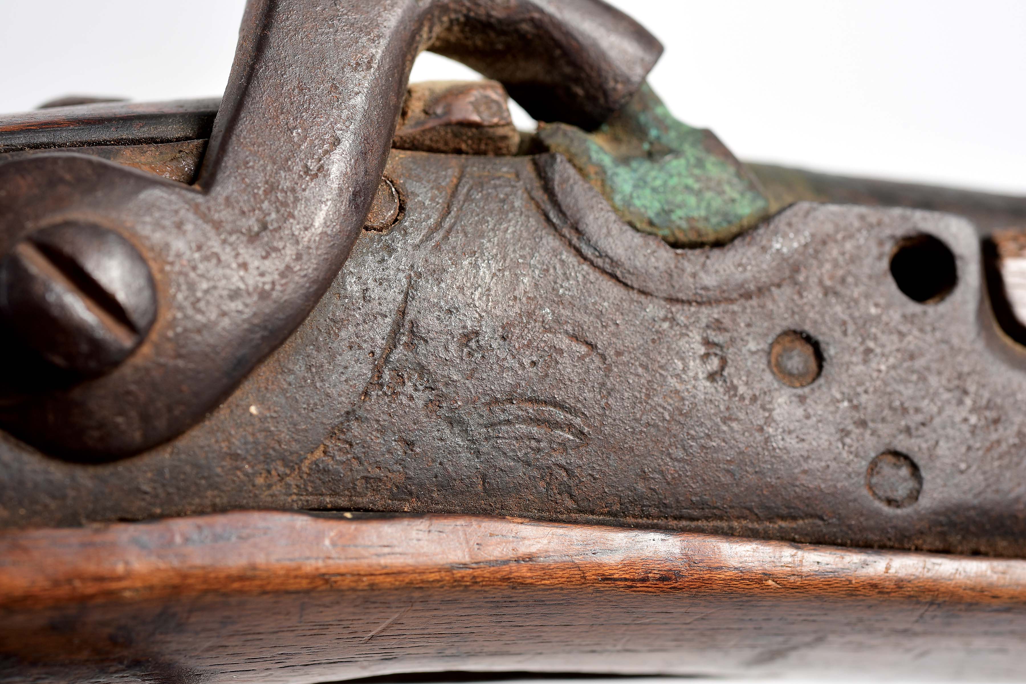Lot Detail (A) UNTOUCHED AMERICAN PLAINS INDIAN TRADE TYPE BLANKET GUN.