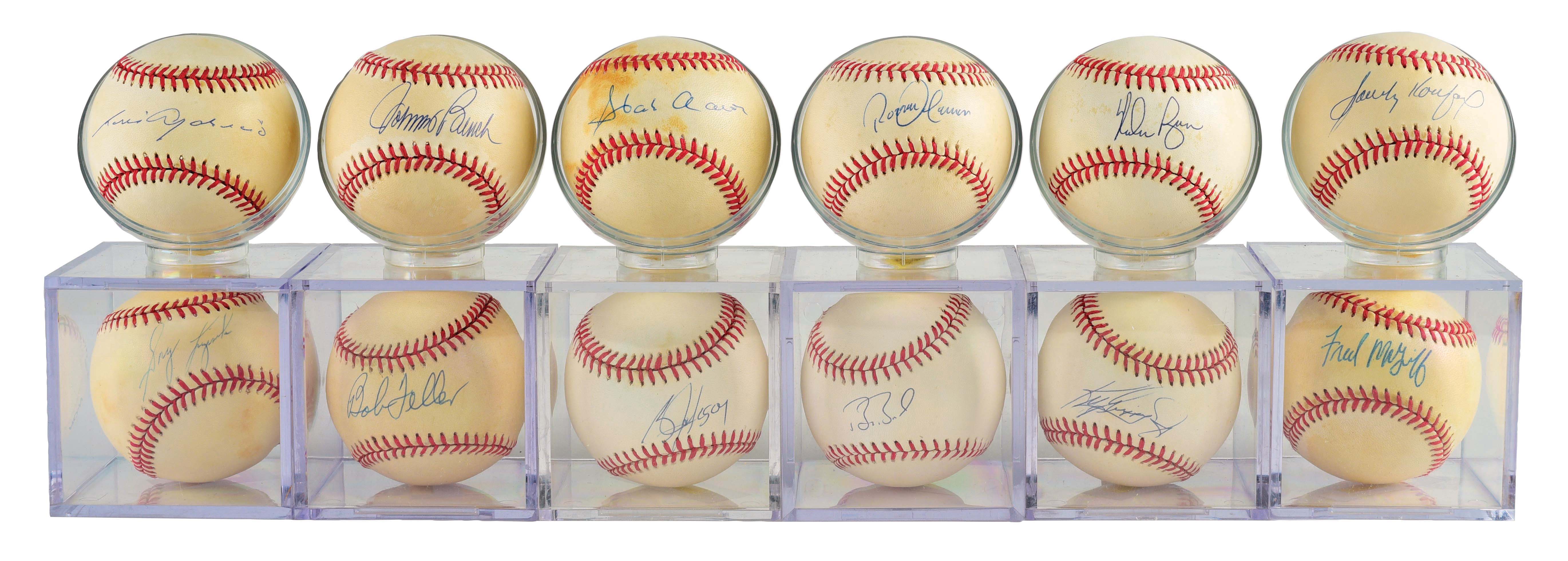 Lot Detail LOT OF 12 AUTOGRAPHED MAJOR LEAGUE BASEBALLS.