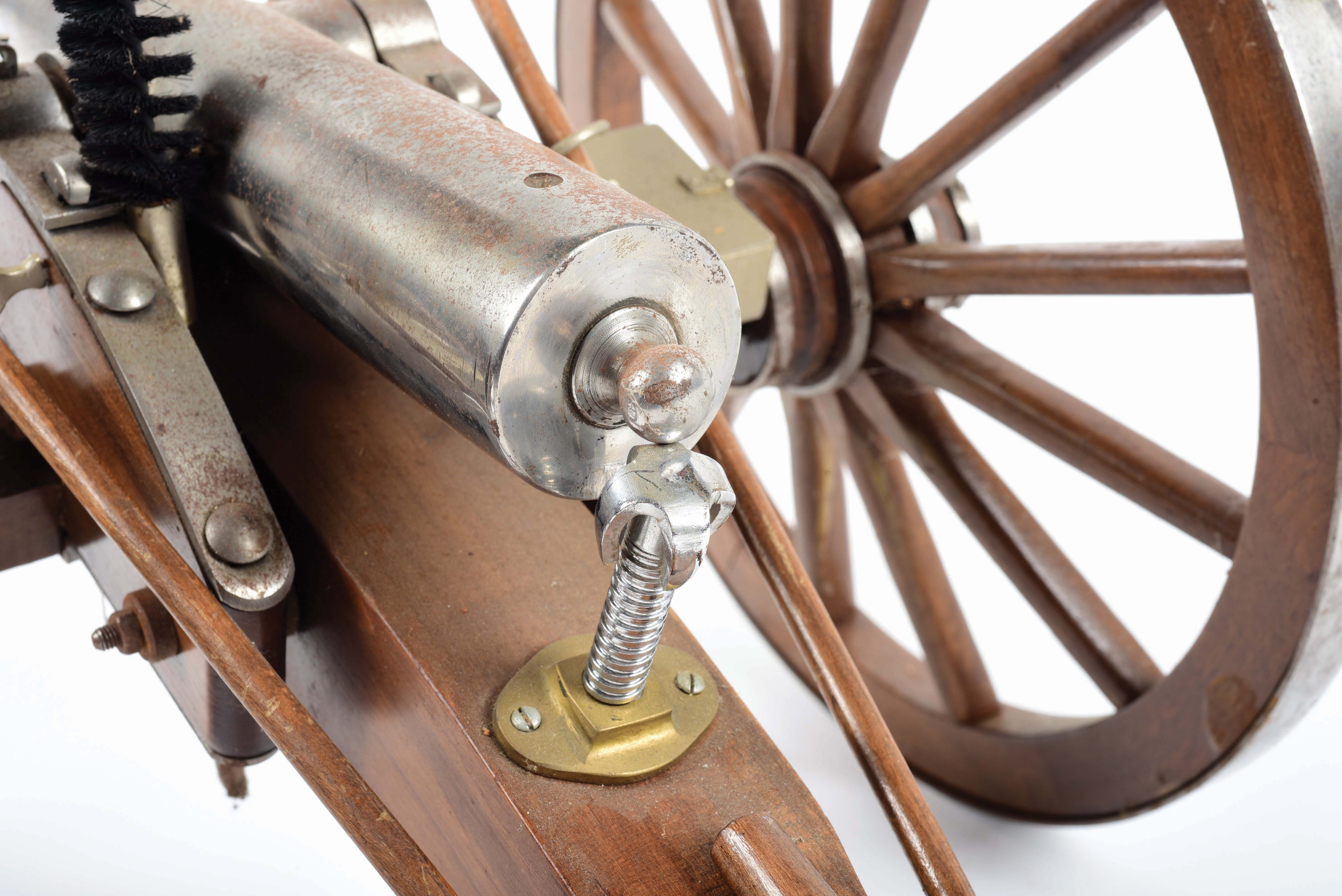Lot Detail DETAILED MODEL OF CIVIL WAR ERA CANNON.