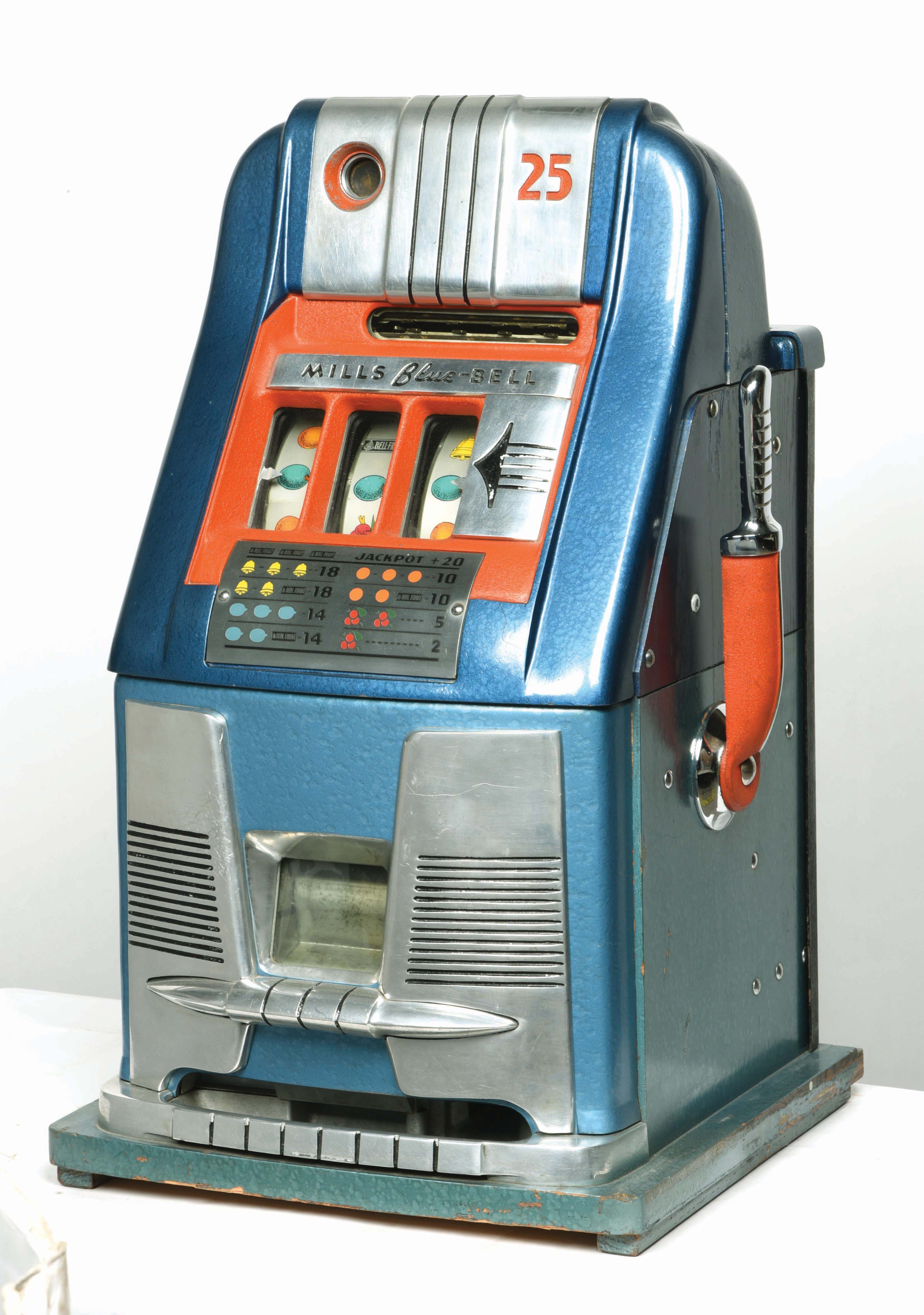 Lot Detail 25¢ MILLS BLUE BELL HIGH TOP SLOT MACHINE.