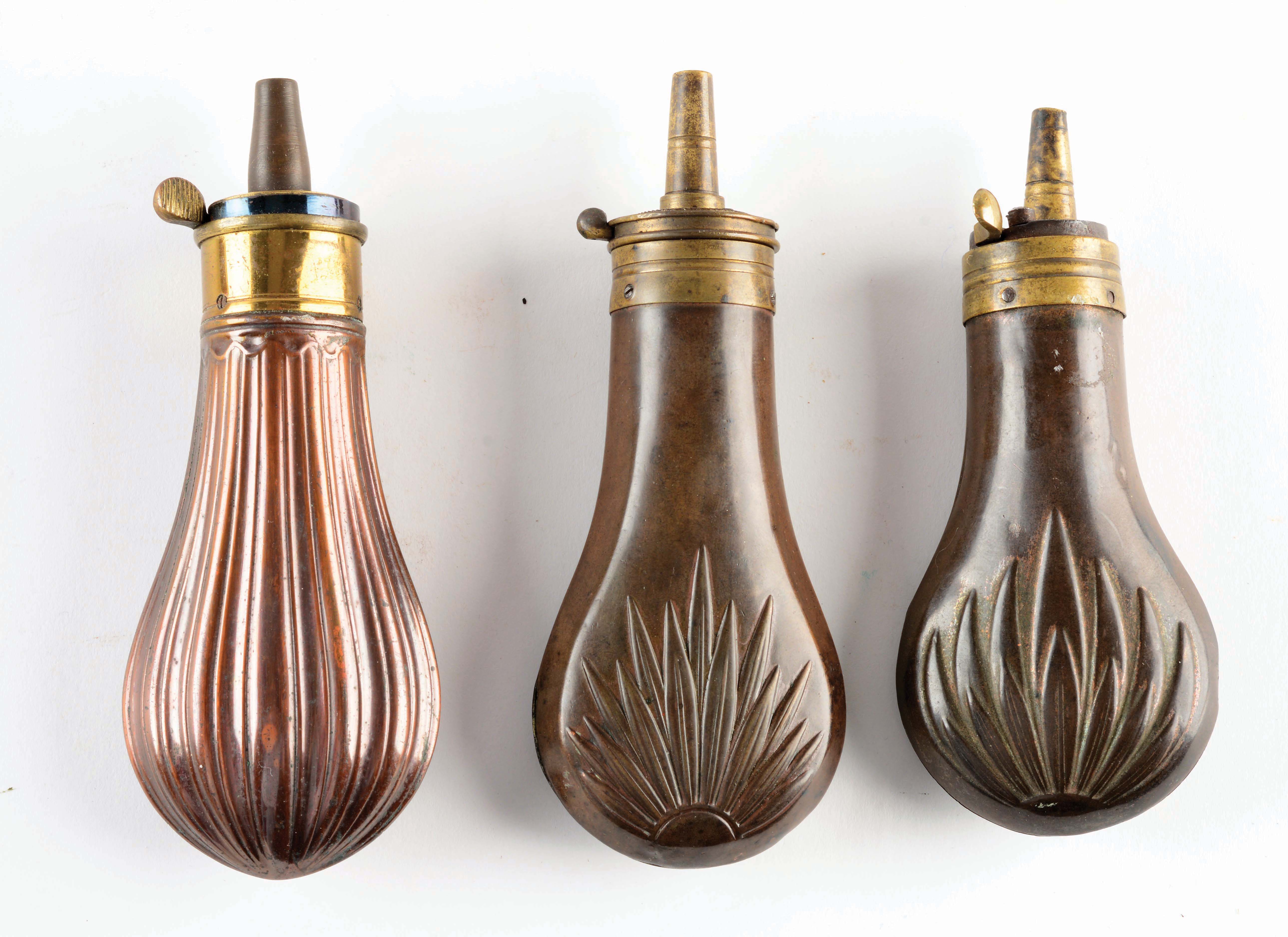 Lot Detail LOT OF 20 ANTIQUE POWDER FLASKS.