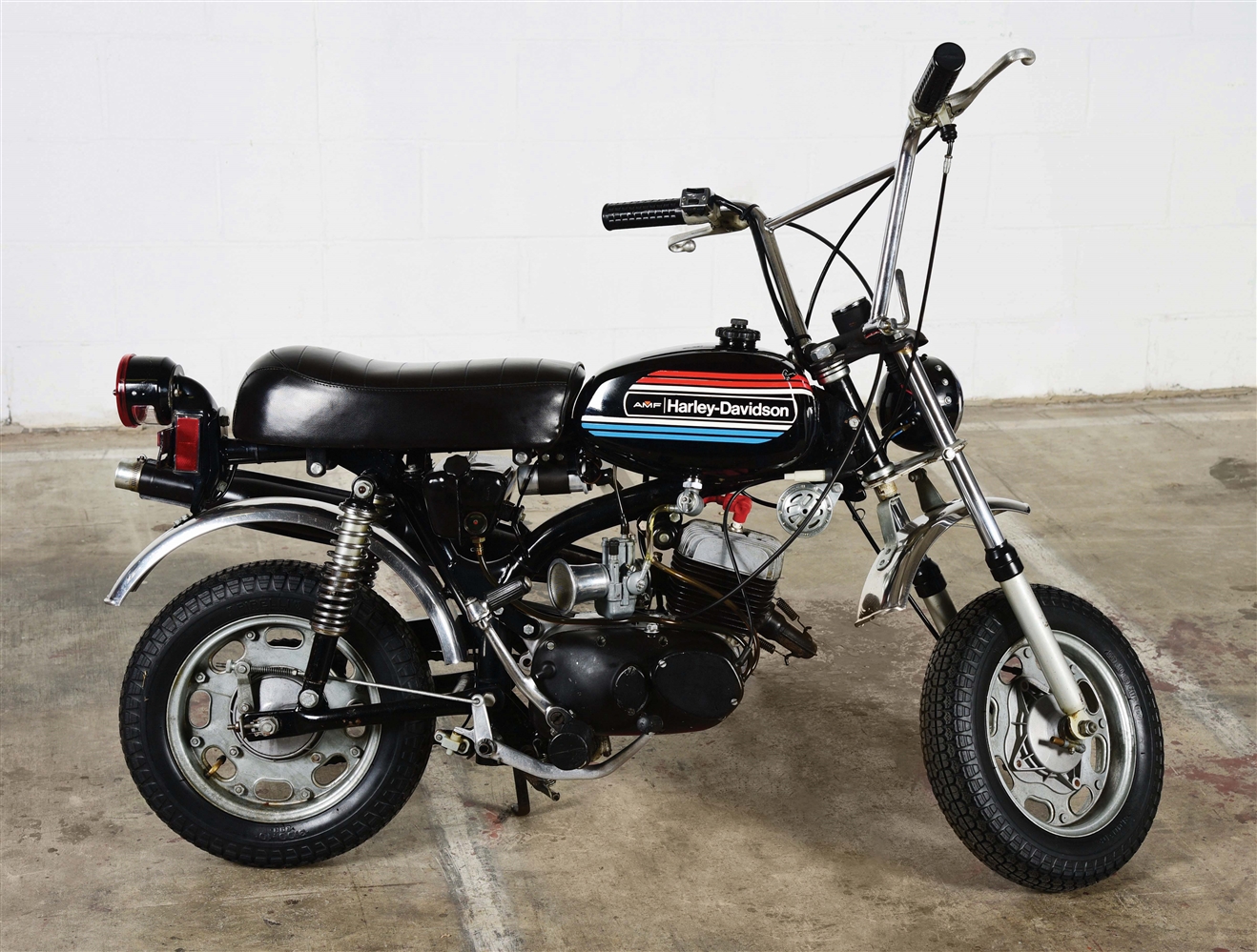 Lot Detail 1974 HARLEYDAVIDSON X90 "SHORTSTER" MINIMOTORCYCLE.