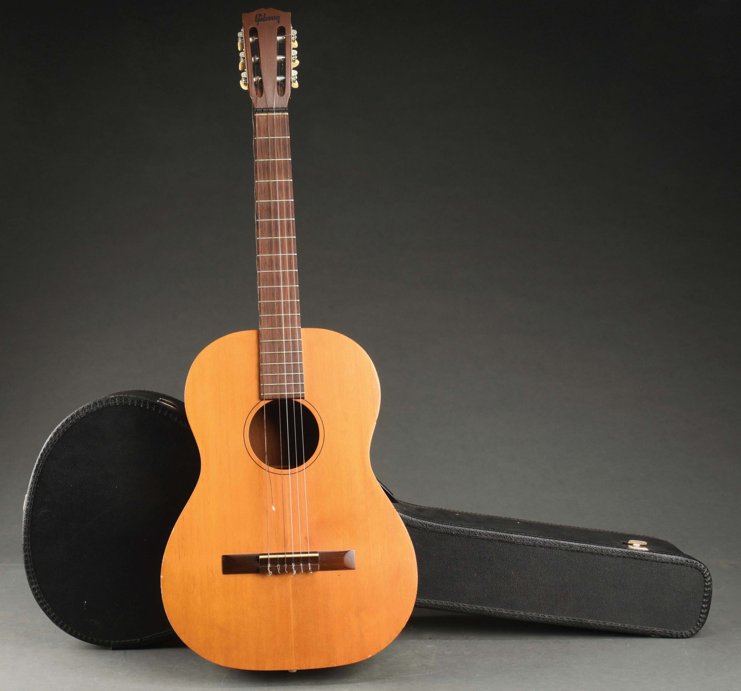 Lot Detail GIBSON NYLON STRING ACOUSTIC GUITAR.