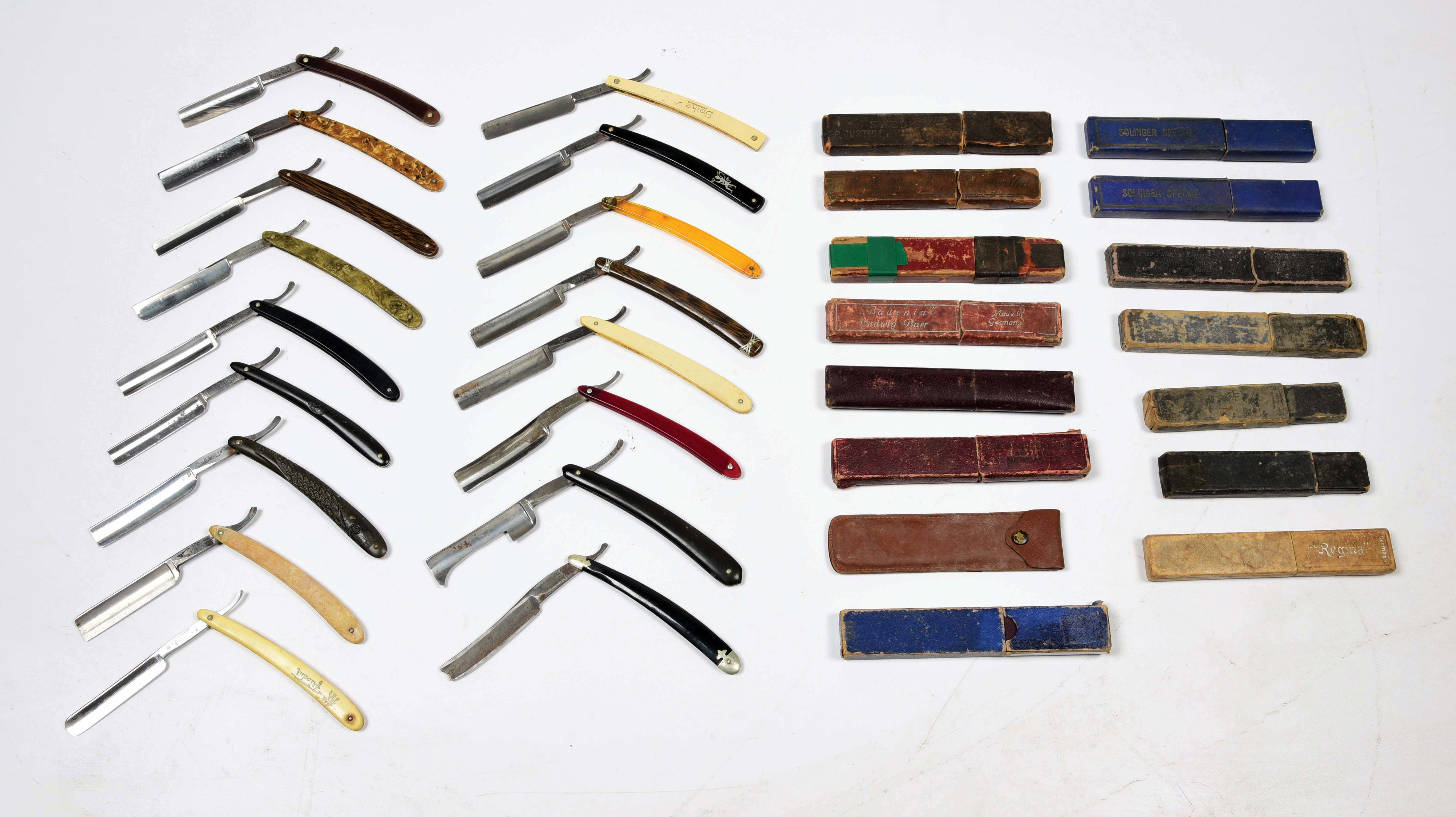 Lot Detail ASSORTMENT OF STRAIGHT RAZORS.