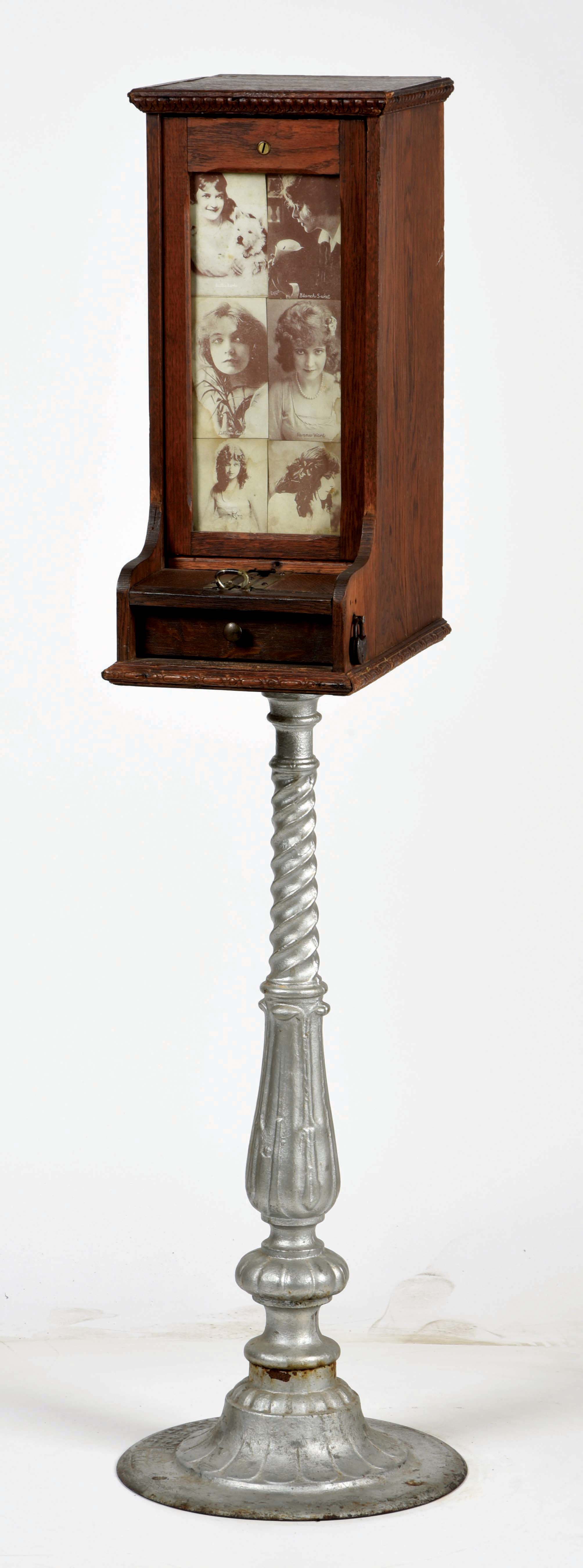 Lot Detail 1¢ VERY EARLY POSTCARD VENDING MACHINE.