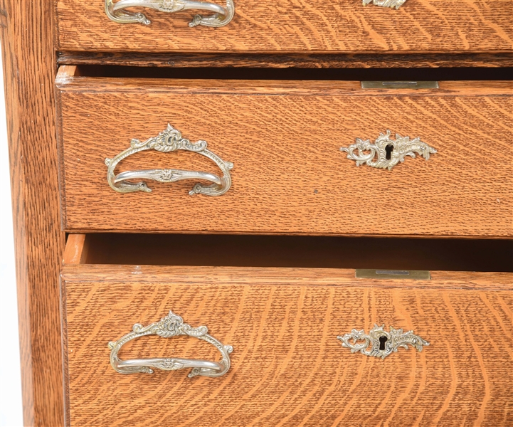 Lot Detail BEAUTIFUL FOURDRAWER BARBER SHOP