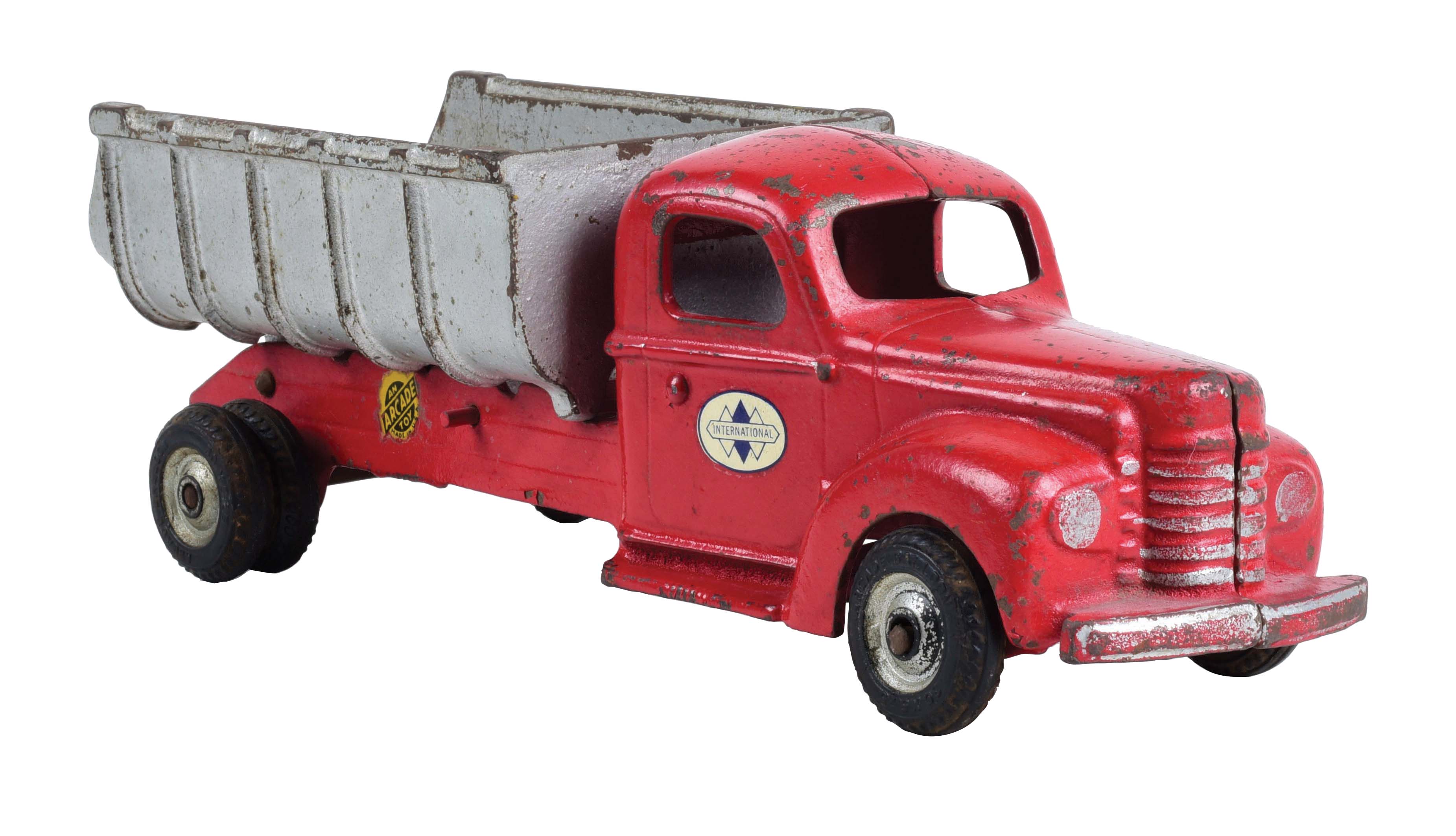 Lot Detail ARCADE INTERNATIONAL PICKUP TRUCK W/ DUMP BED.