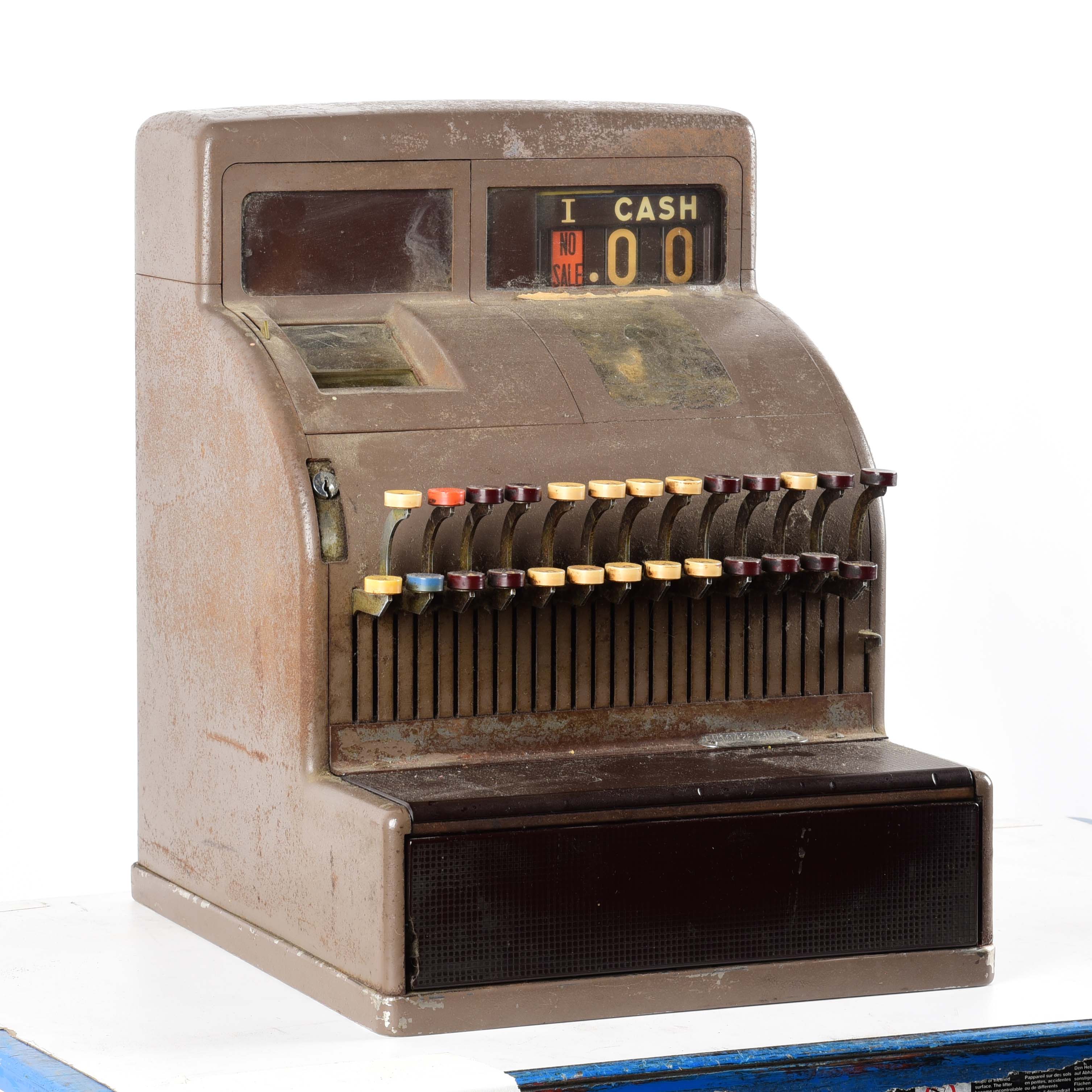 Lot Detail - NATIONAL CASH REGISTER MODEL 126(4)N-2.