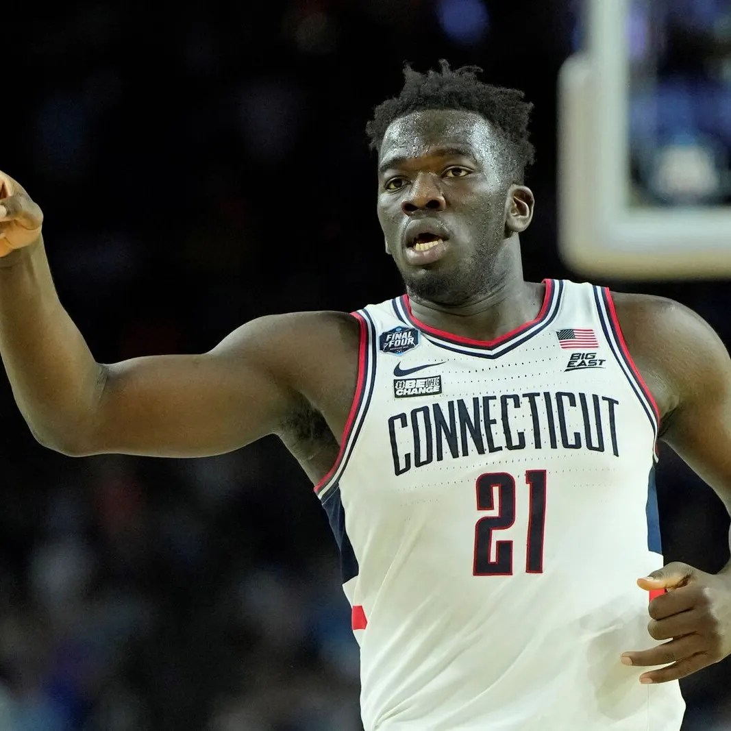 Chaz and AJ In The Morning / Monday, April 3: Dumb Ass News; When You