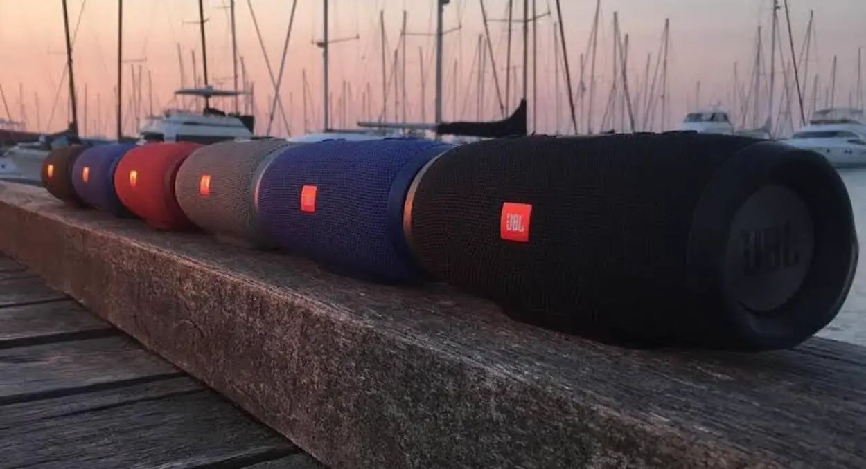 Can You Use JBL Flip While Charging? (Figure out)