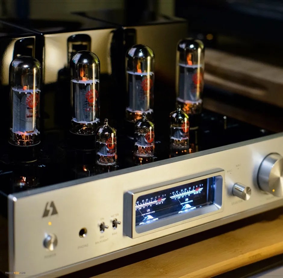LSA VT70 TUBE INTEGRATED STEREO AMPLIFIER/HEADPHONE AMPLIFIER REVIEW