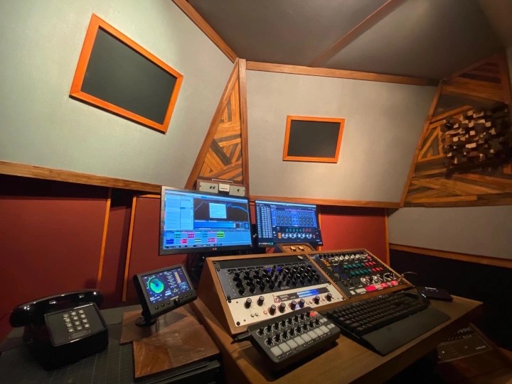 AUDIOSIEGE MASTERING Mastering Studio Equipment List