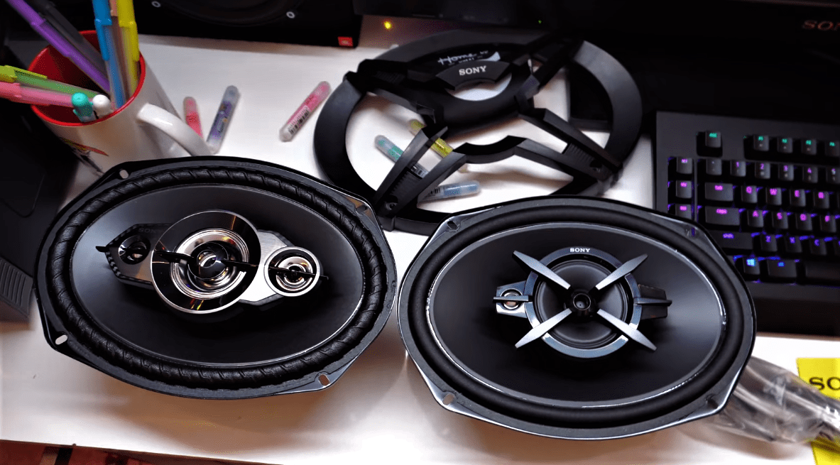 What Is A 4 Way Speaker? Major Types & Design Details