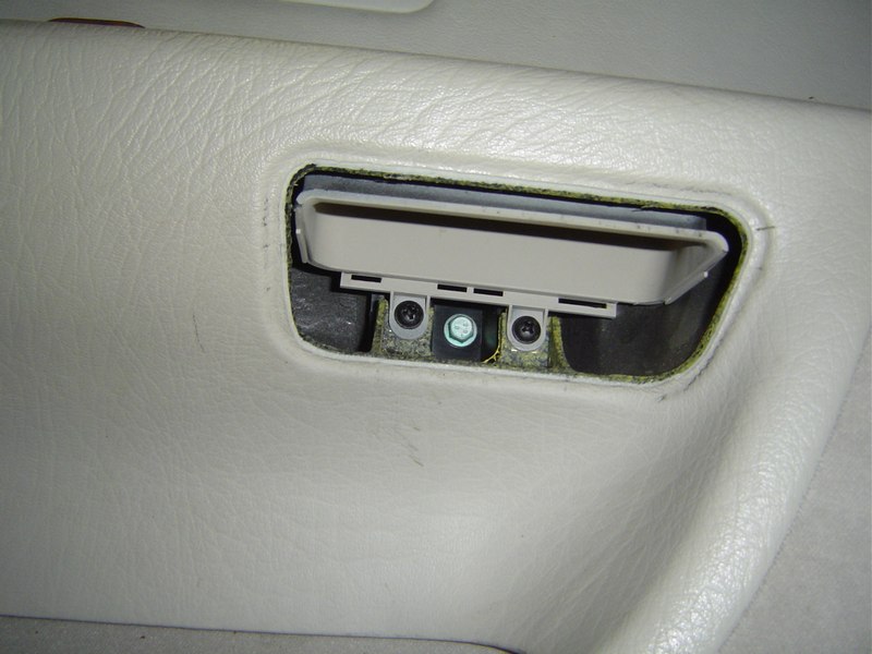 Audi area Audi A8 Audi A8 Front and Rear Door Trim Removal