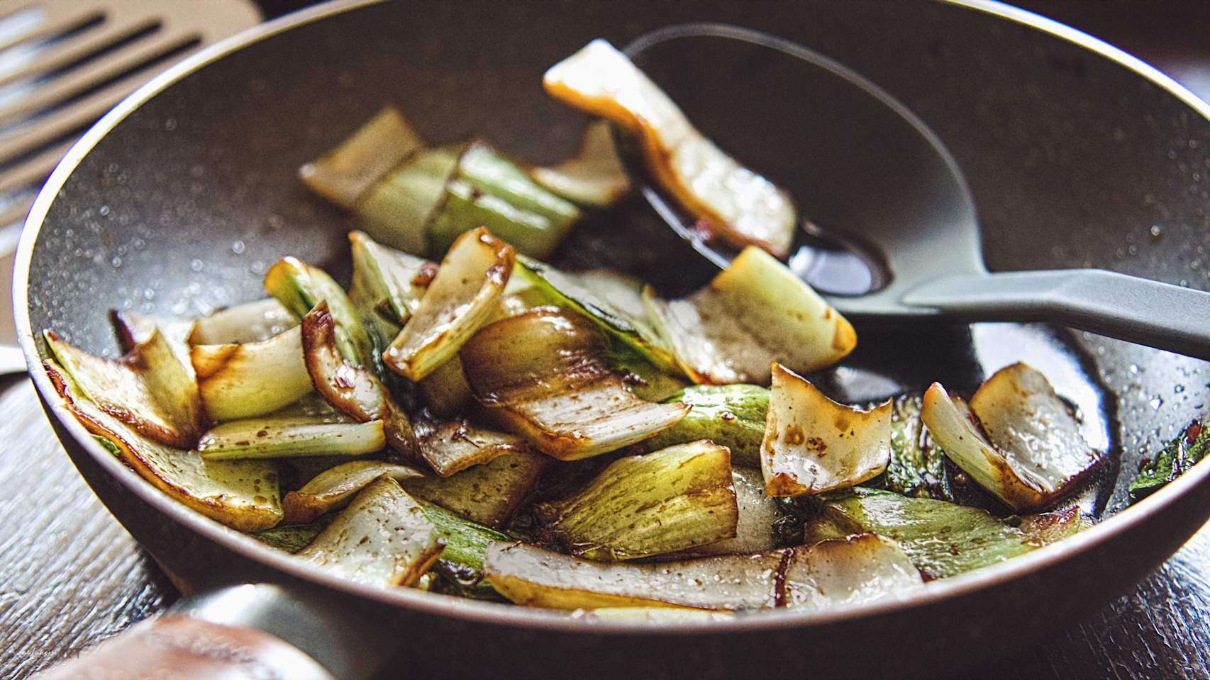 Pak Choi Beilage aus der Pfanne, die einfachste und beste Beilage