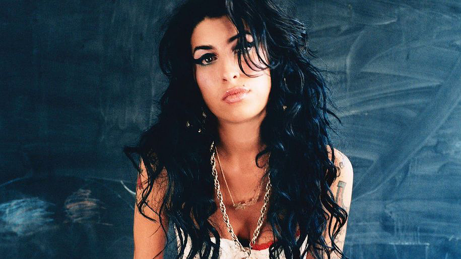 Amy Winehouse You Know I M No Good The Meaning Of The Lyrics Auralcrave
