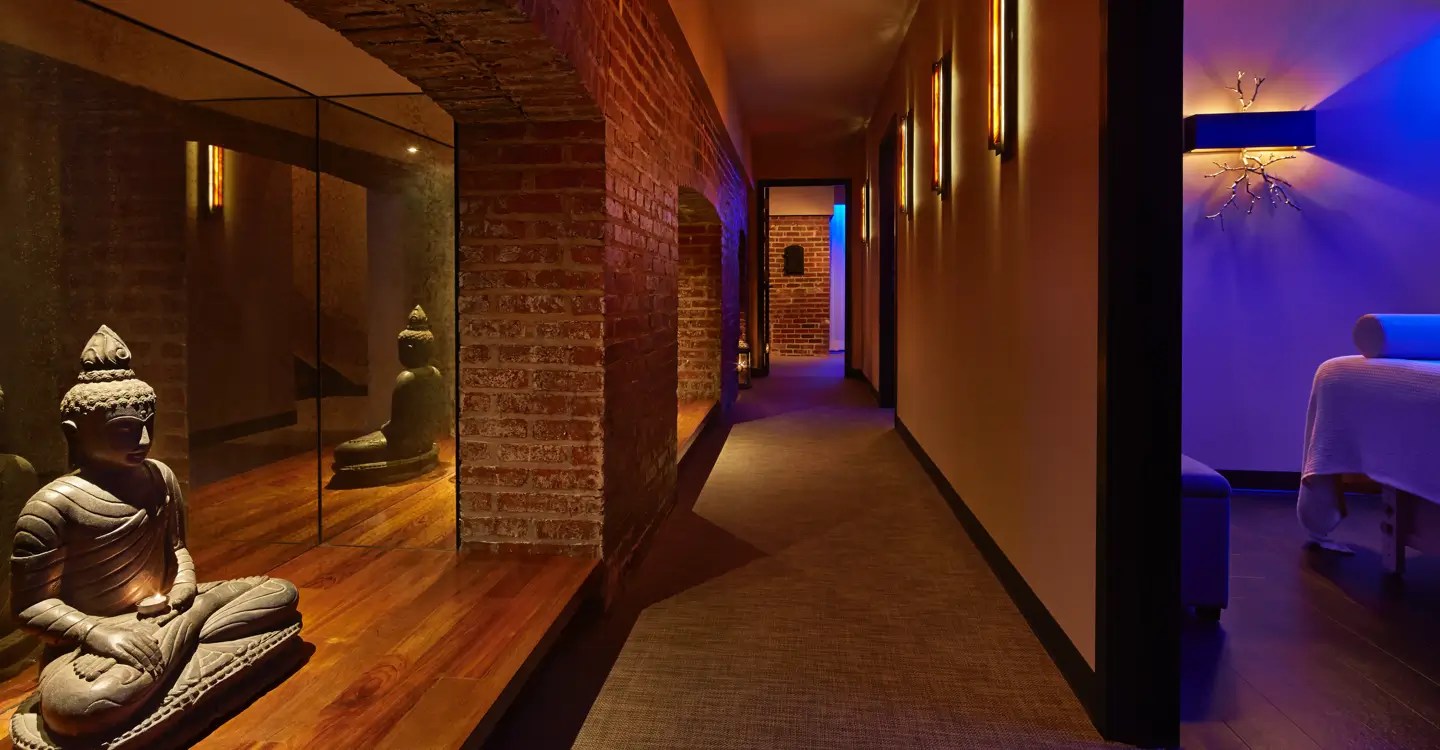 Aura spa Your Holistic Wellness Destination
